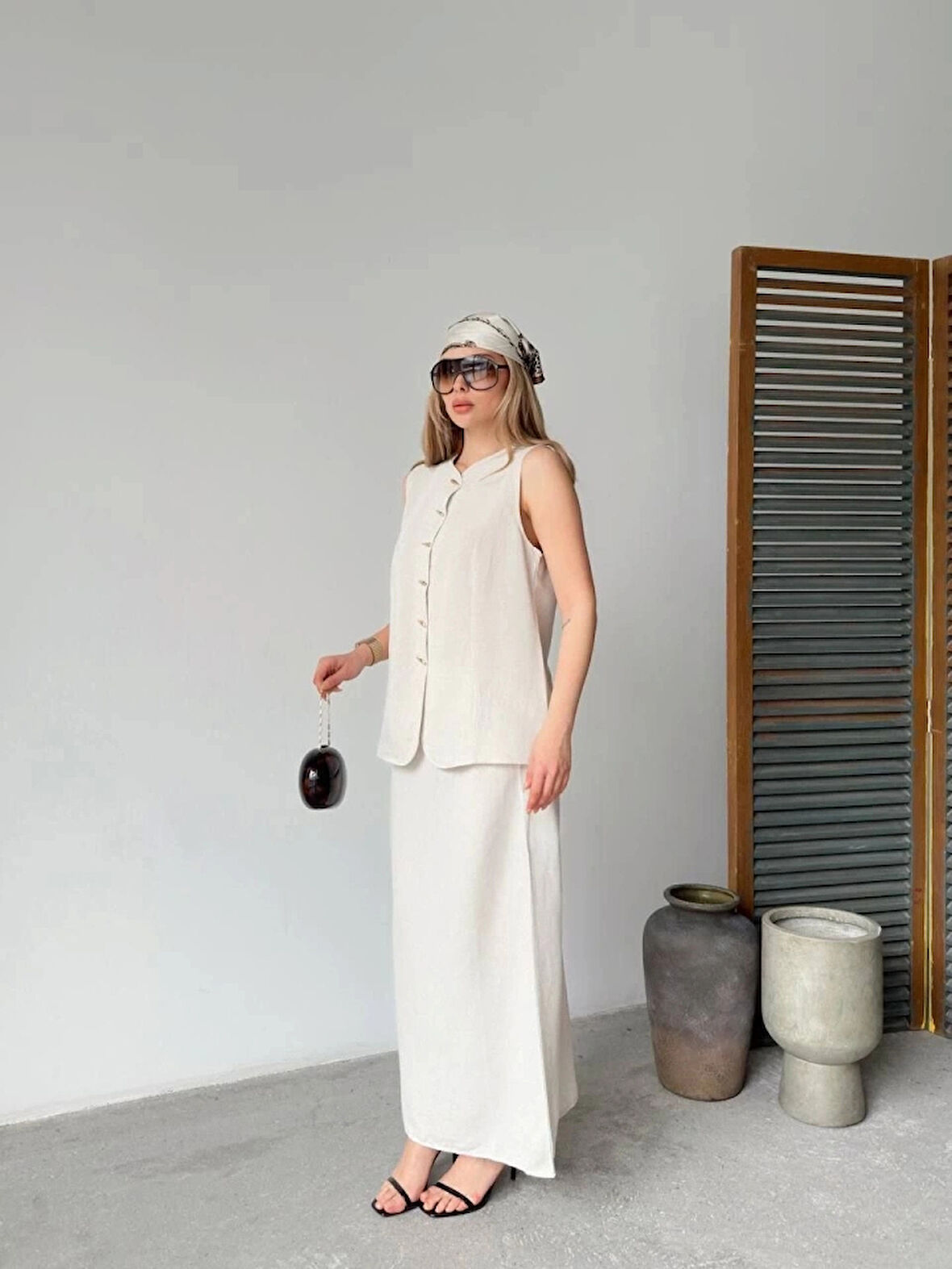 Keten Kolsuz Hırka Etek Ikili Takım Beyaz