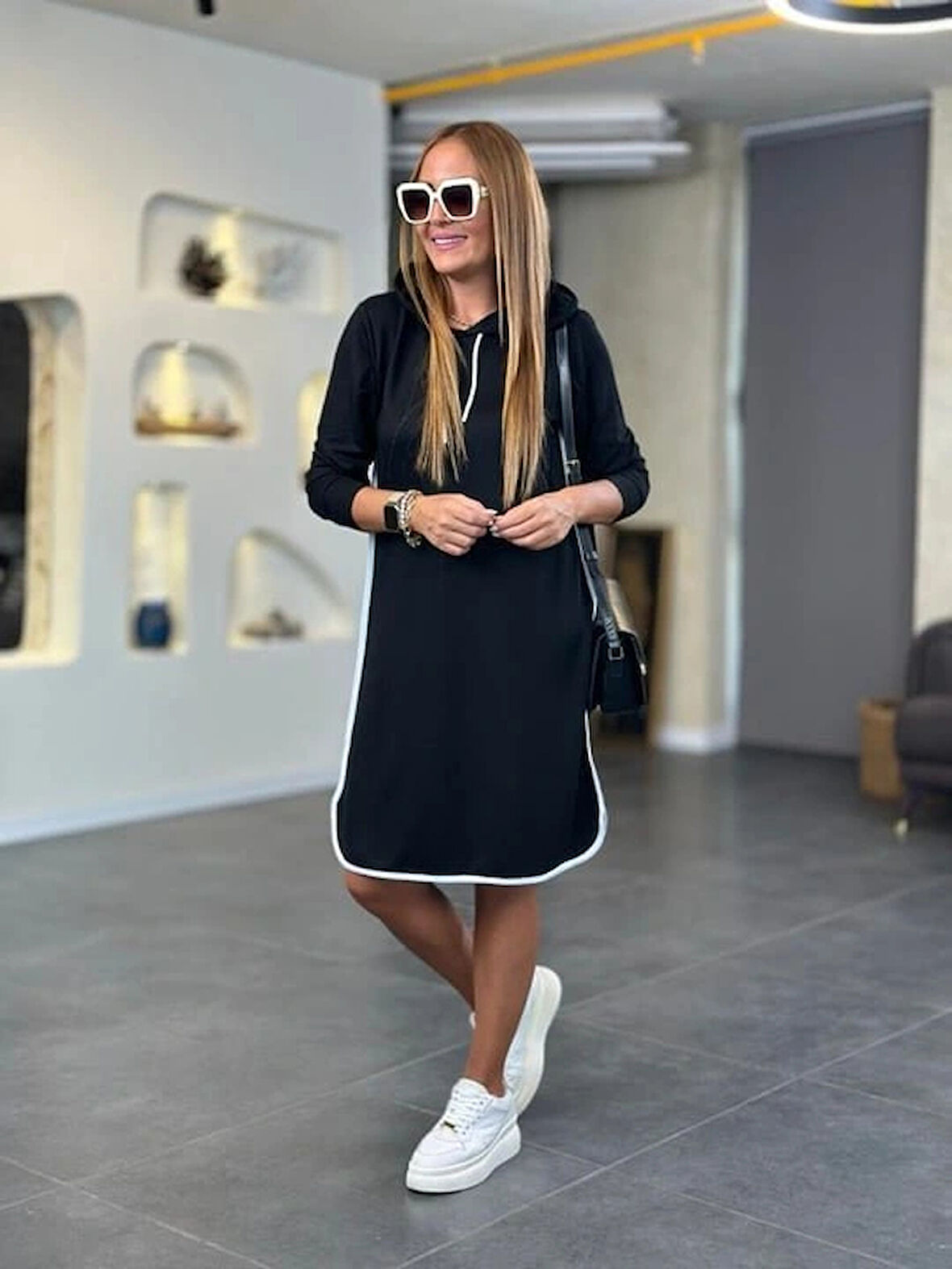 Kadın Uzun Kollu Kapüşon Ve Ribana Detay Diz üstü Elbise