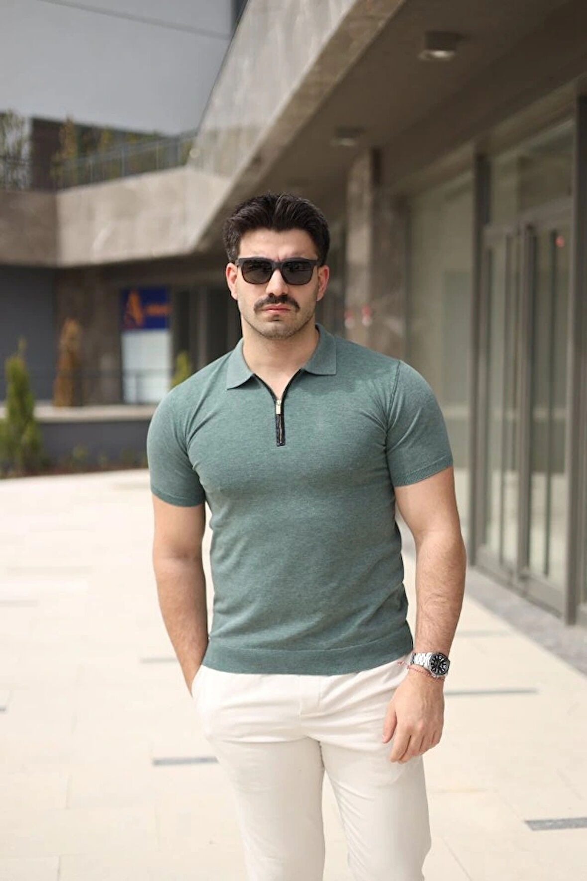 Erkek Polo Yaka Fermuar Detaylı Tişört