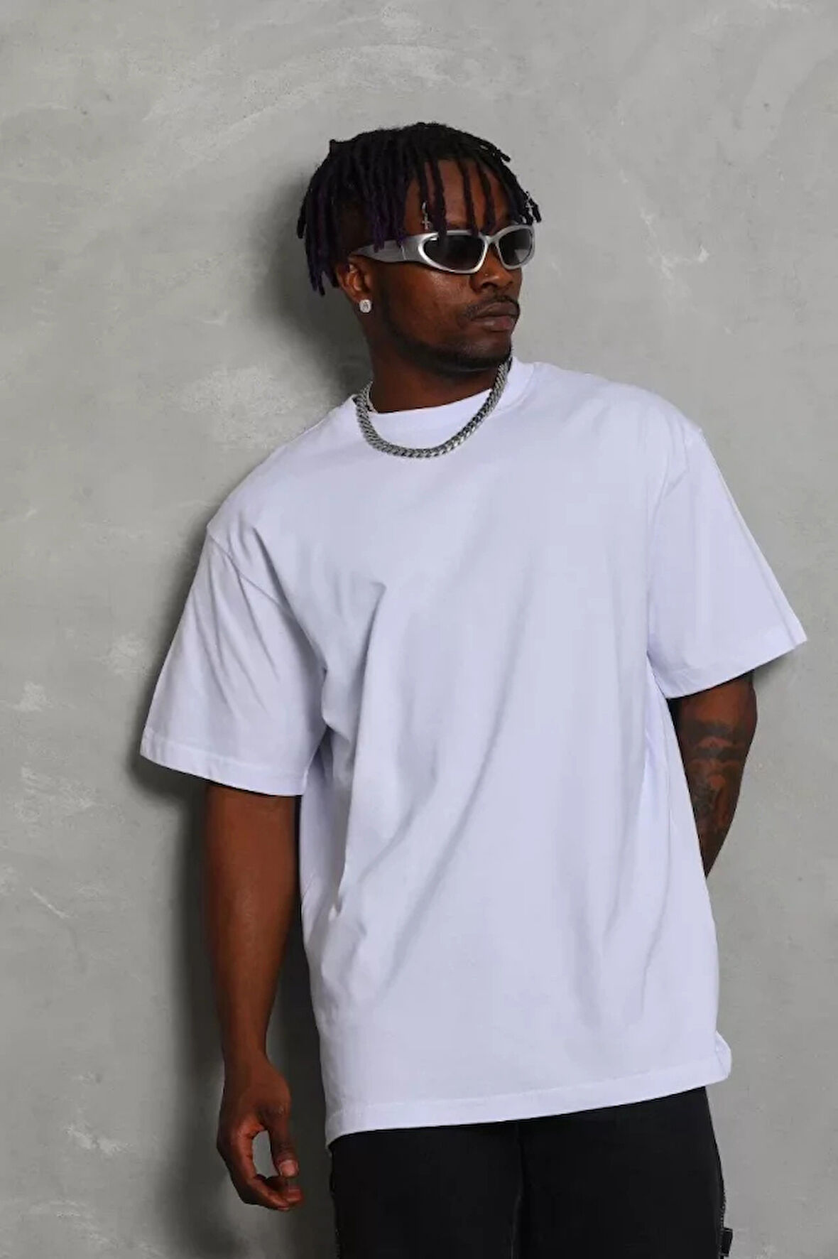 Unisex Oversize Düz Bisiklet Yaka Thirt  Beyaz