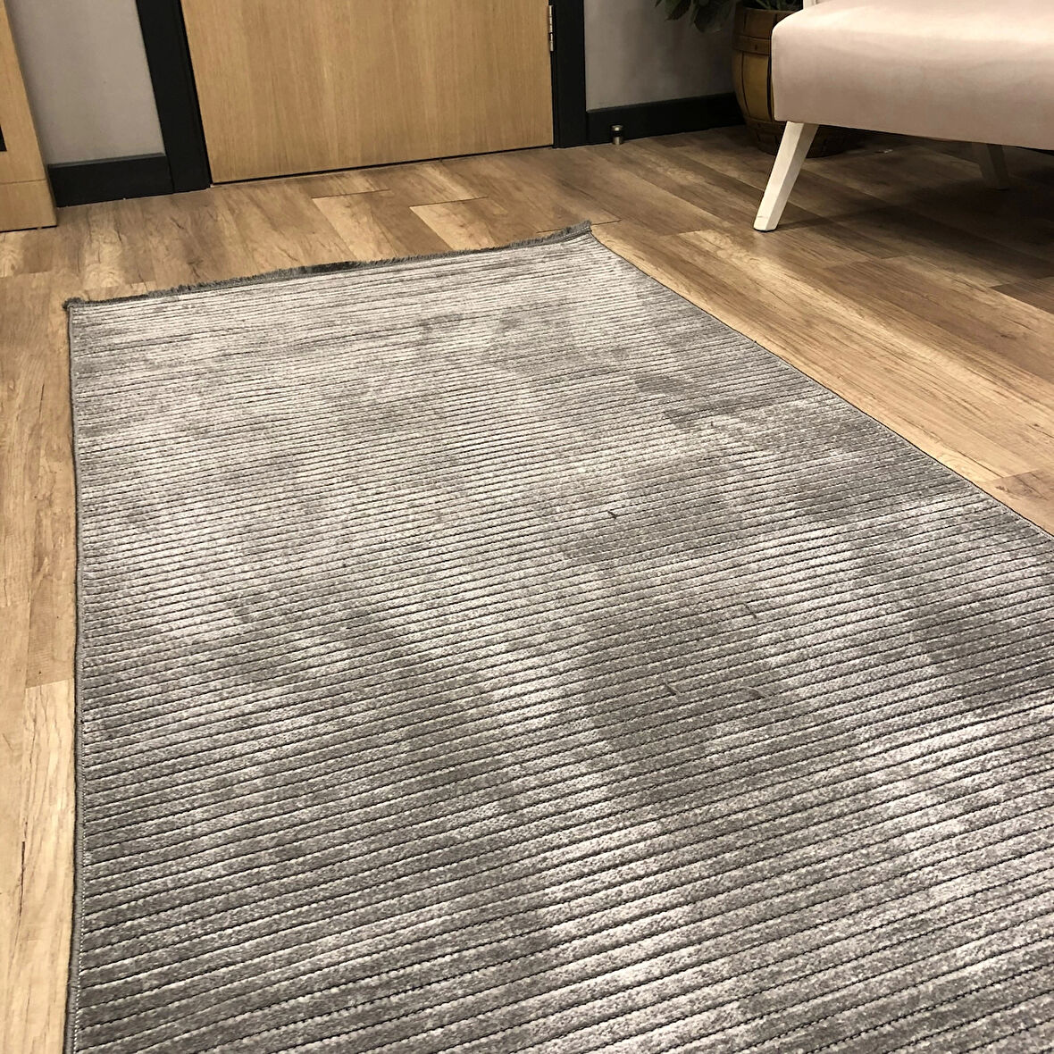 Hoom Rugs Fresh Cool 402 Yıkanabilir Gri Modern Halı