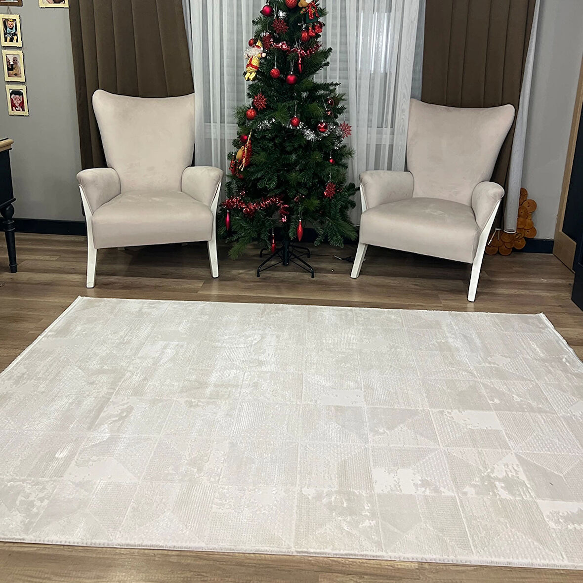 Apex Azur 6531 Krem Modern Makine Halısı