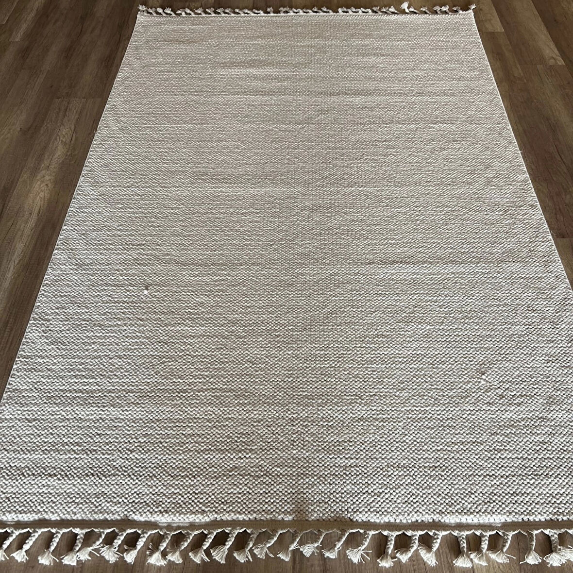 Hoom Rugs Loop Beyaz Spor Saçaklı İskandinav Halı