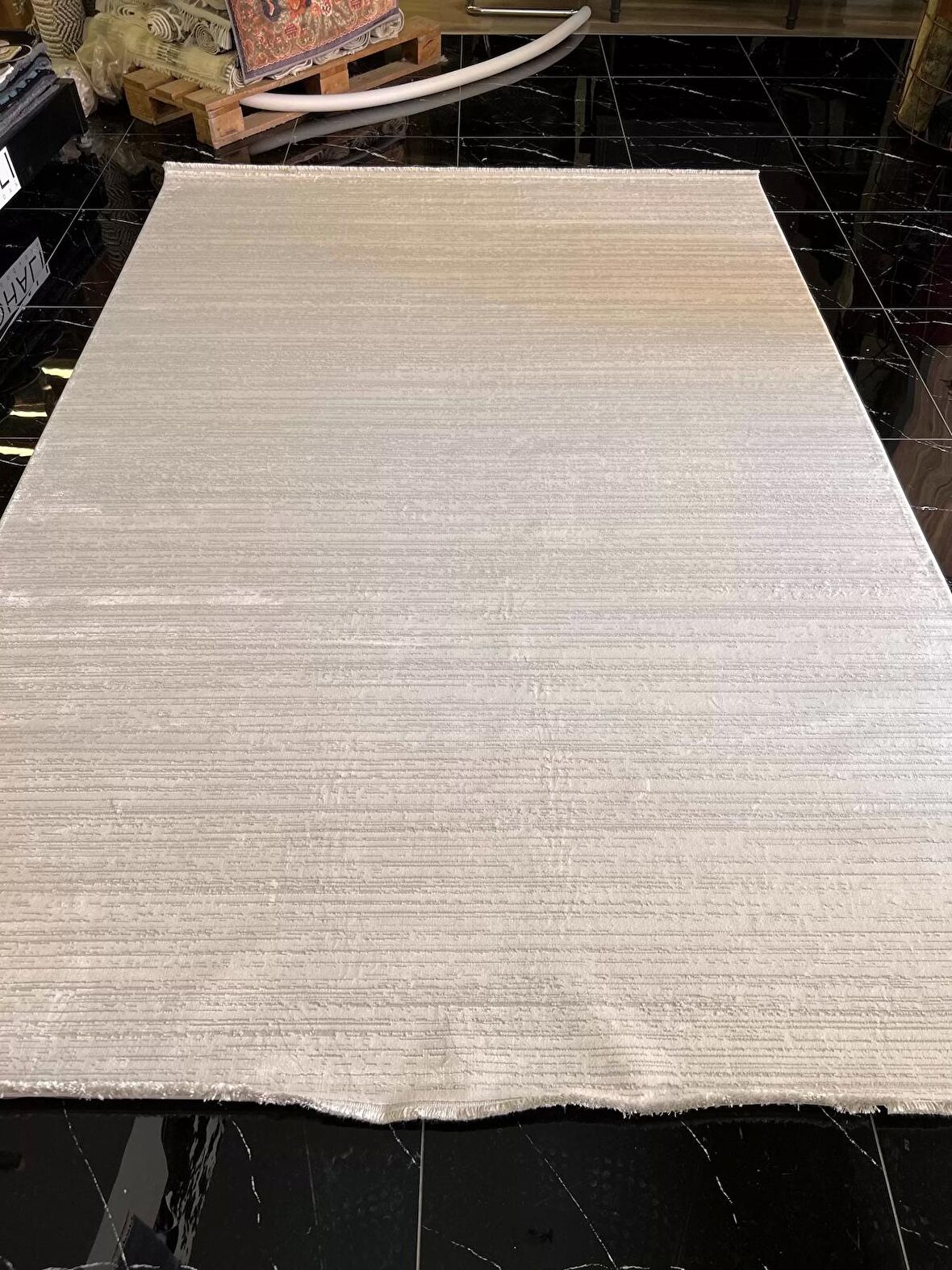 Sanat Halı Doku 3739 Beyaz Düz Modern Salon Halısı
