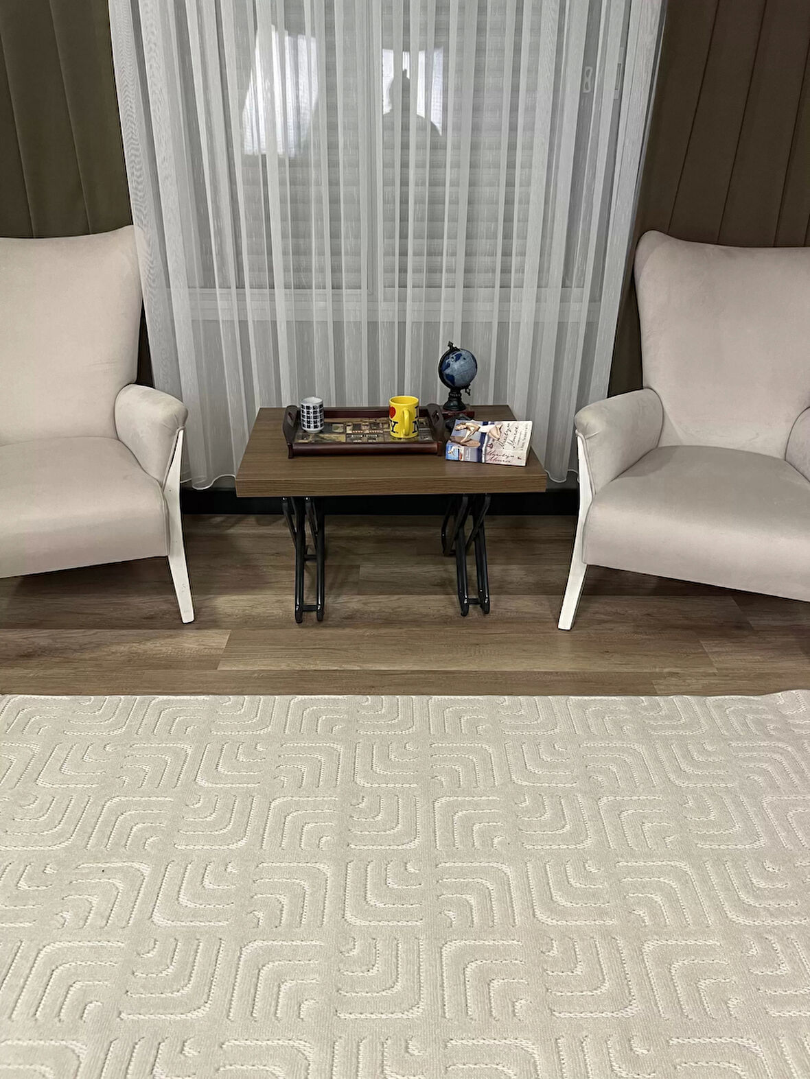 Hoom Rugs Prag 9213 Krem Modern Makine Halısı