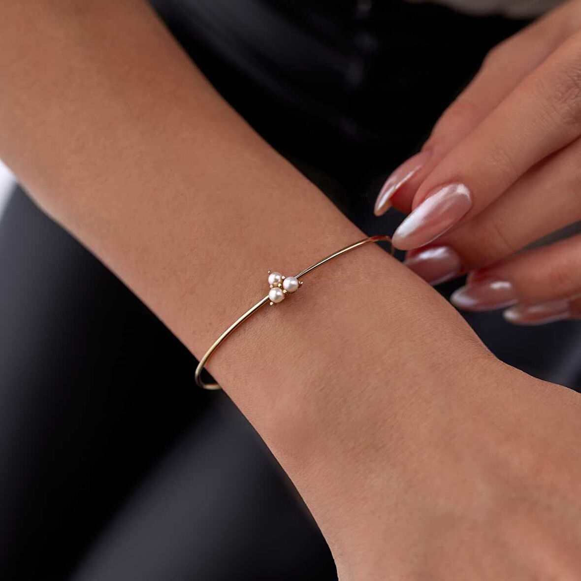 Tria İnci Tel Kelepçe