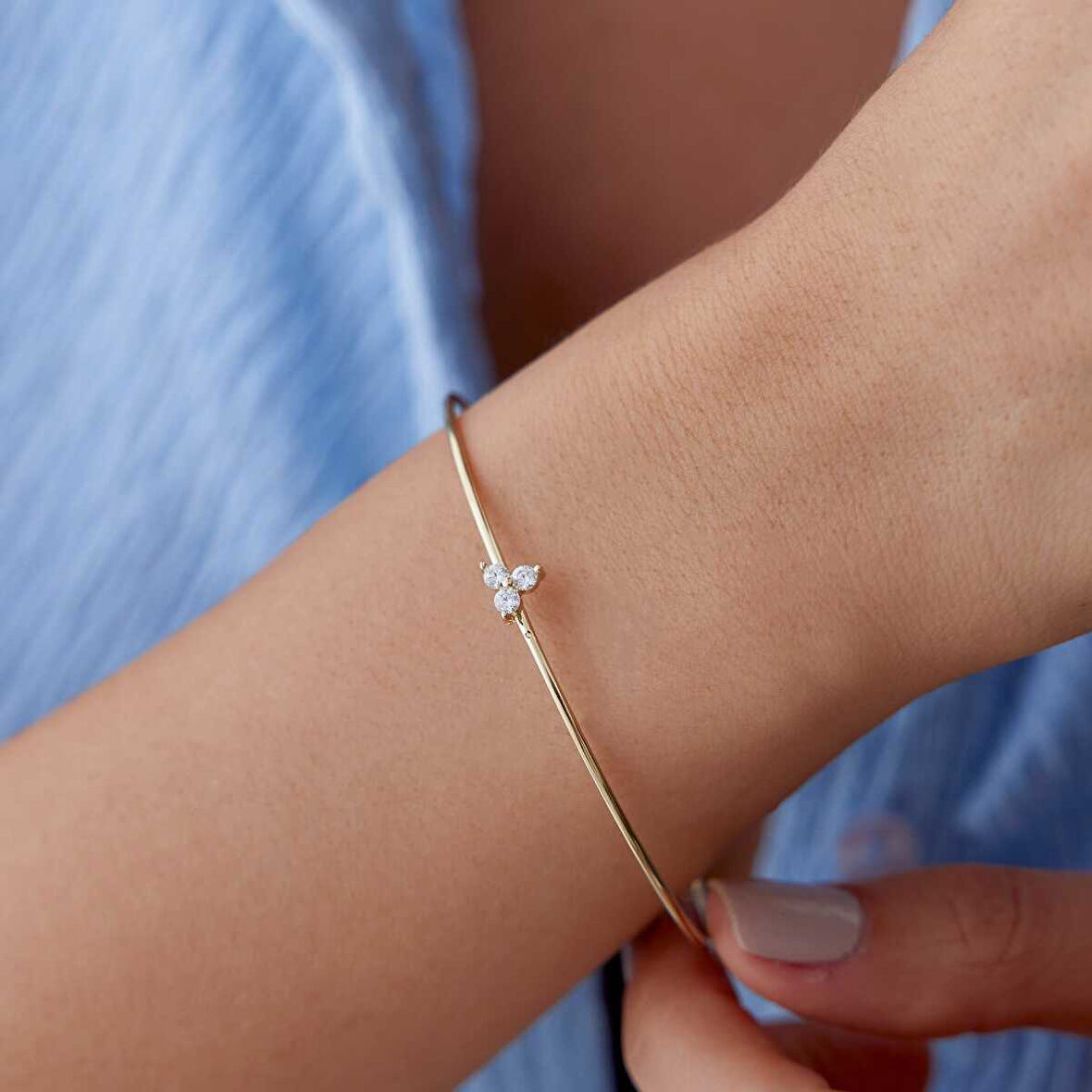 Tria Tomurcuk Tel Kelepçe