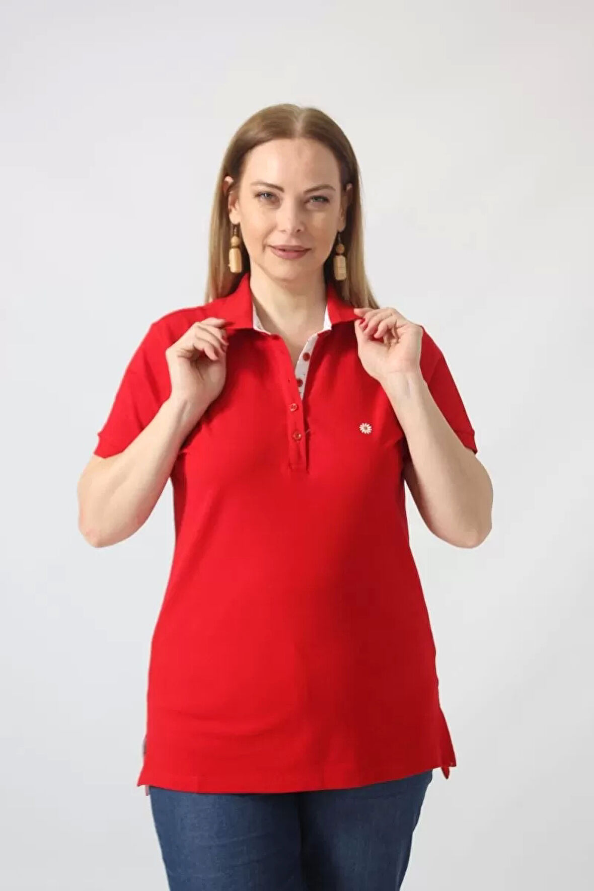 21305 KISA KOLLU BÜYÜK BEDEN LAKOST KUMAS T-SHİRT KIRMIZI