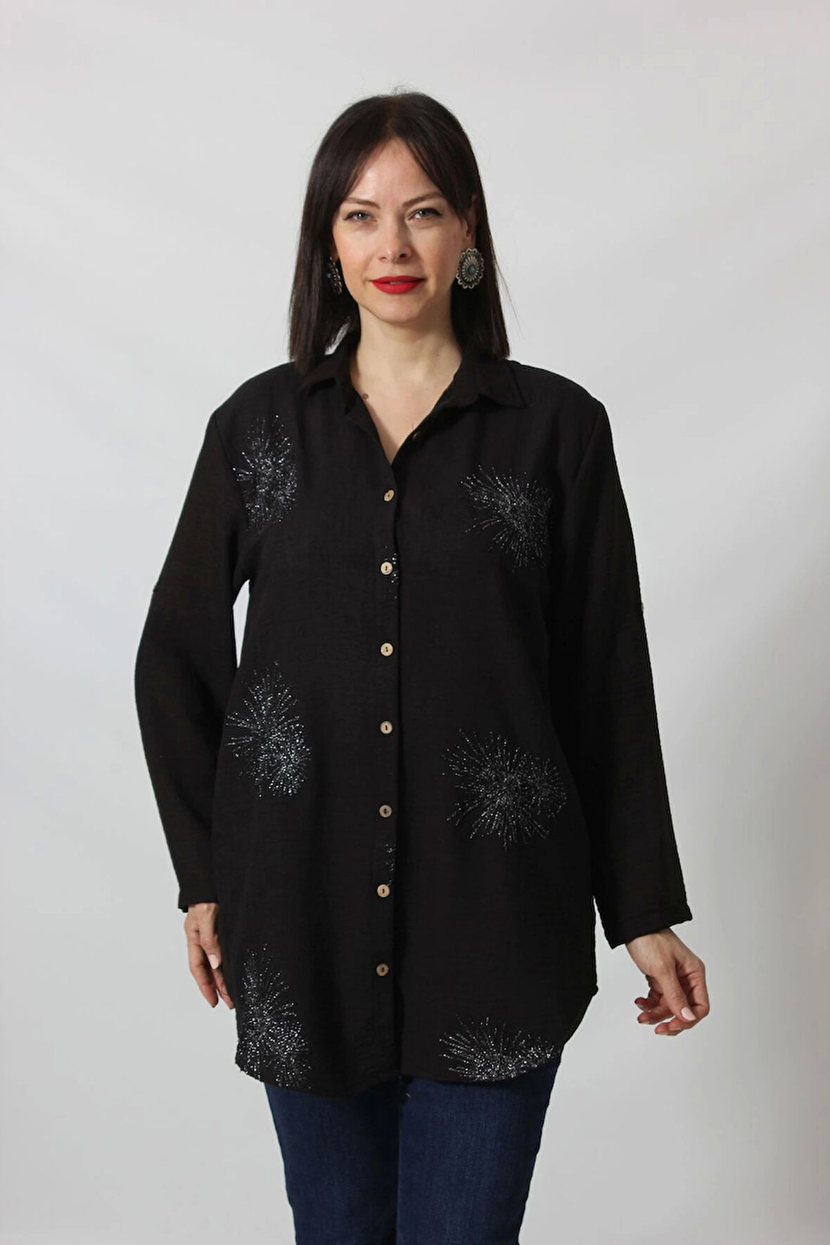 SB-092 SİYAH GÜMÜŞ YALDIZLI GÜNEŞ DESENLİ KOLU APOLETLİ YANDAN CEPLİ  TUNİK GÖMLEK KADIN BÜYÜK BEDEN 