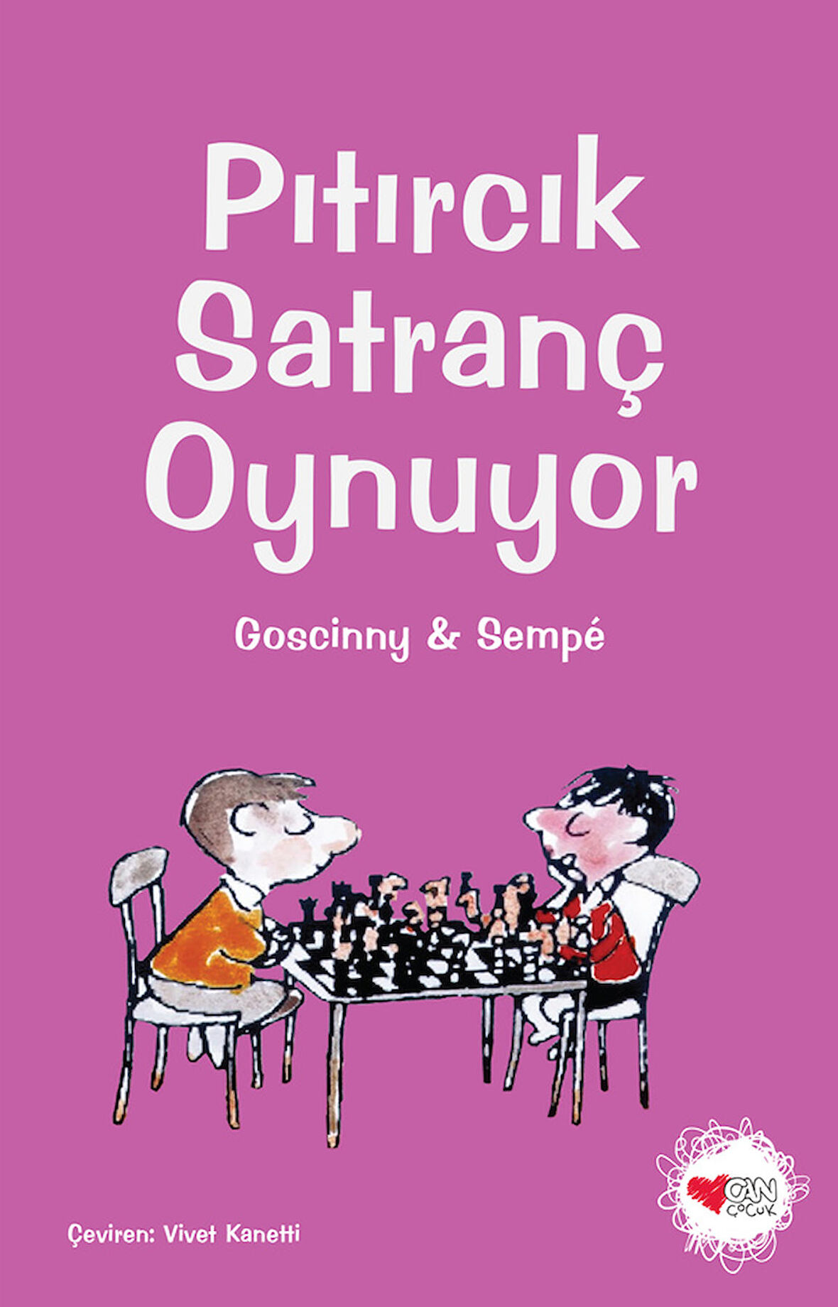 Pıtırcık Satranç Oynuyor