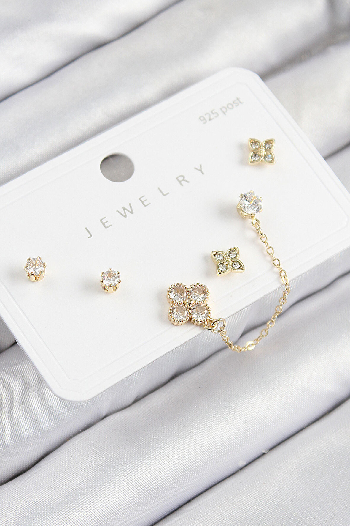 Pirinç Zirkon Taşlı Yonca Model Gold Renk 925 Ayar Gümüş Çivi Kadın Küpe Set - TJ-BKP11158