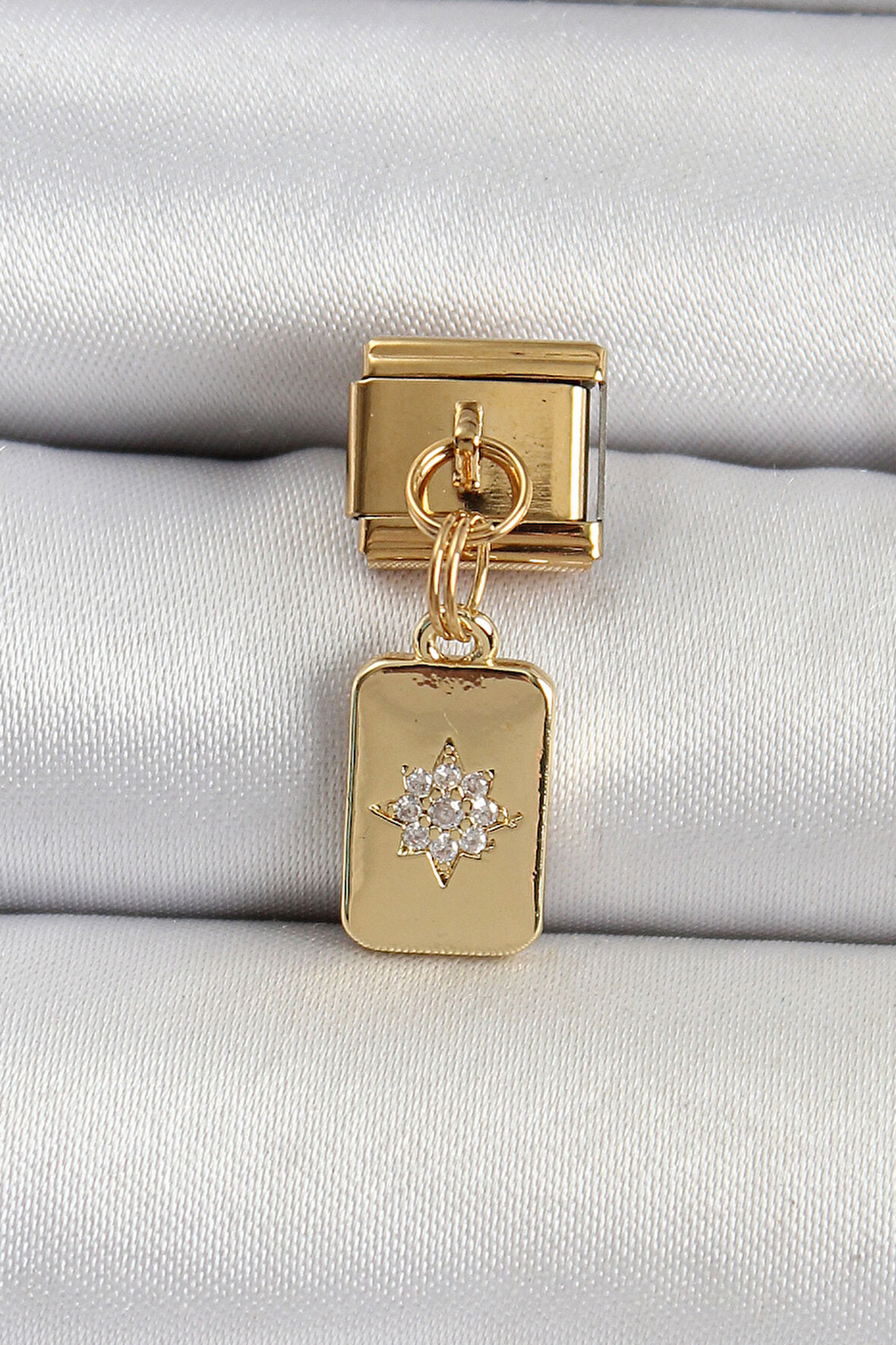 316L Çelik Sallantılı Zirkon Taşlı Kutup Yıldızı Figürlü Dikdörtgen Model Gold Renk Nomination Charm - TJ-BC1406