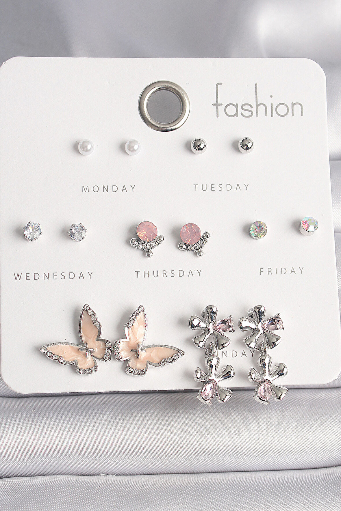 Pirinç Gümüş Renk Zirkon Taşlı Sallantı Çiçek Mineli Kelebek Figür İnci Detay 7 Çift Kadın Küpe Seti - TJ-BKP10138