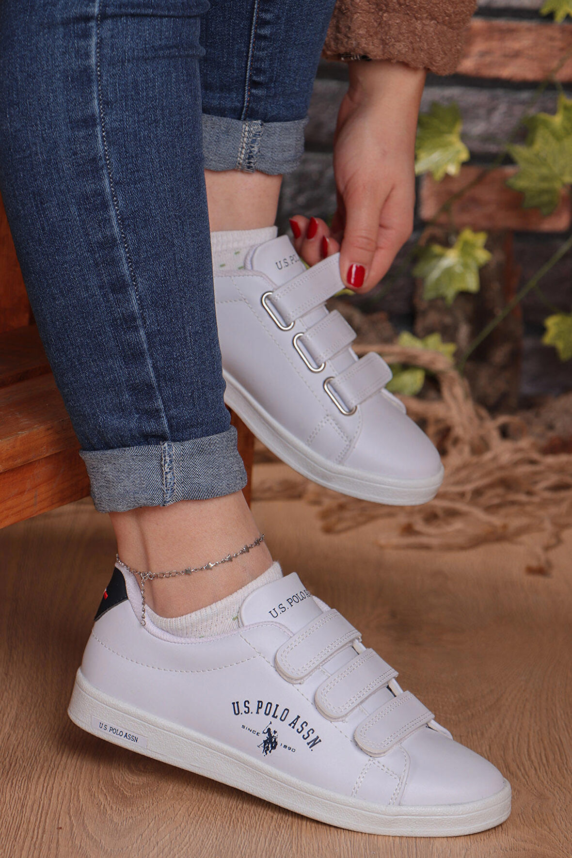 U.S. Polo Assn. Rahat Taban Cilt Cırtlı Beyaz Kadın Sneaker