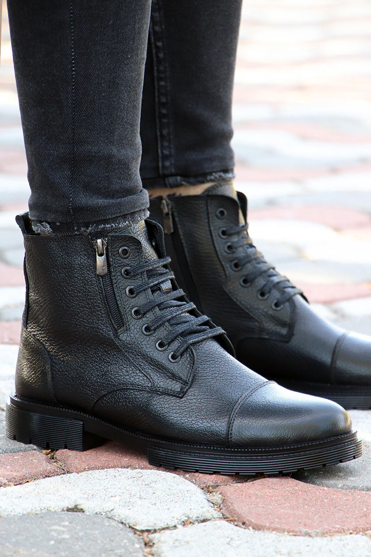 M.P. 232-4241 Kaymaz Taban Fermuarlı Hakiki Deri Erkek Bot