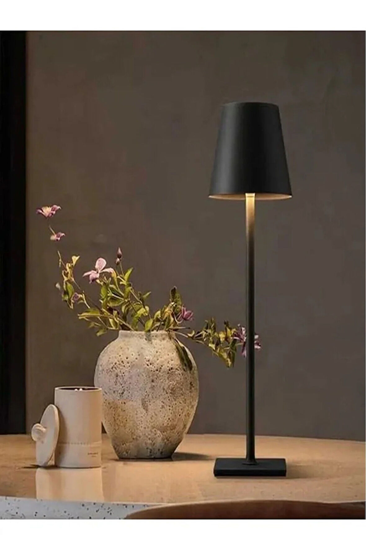 CT-8437 İstanbul Siyah Dokunmatik Şarjlı Dimmerli Masa Lambası