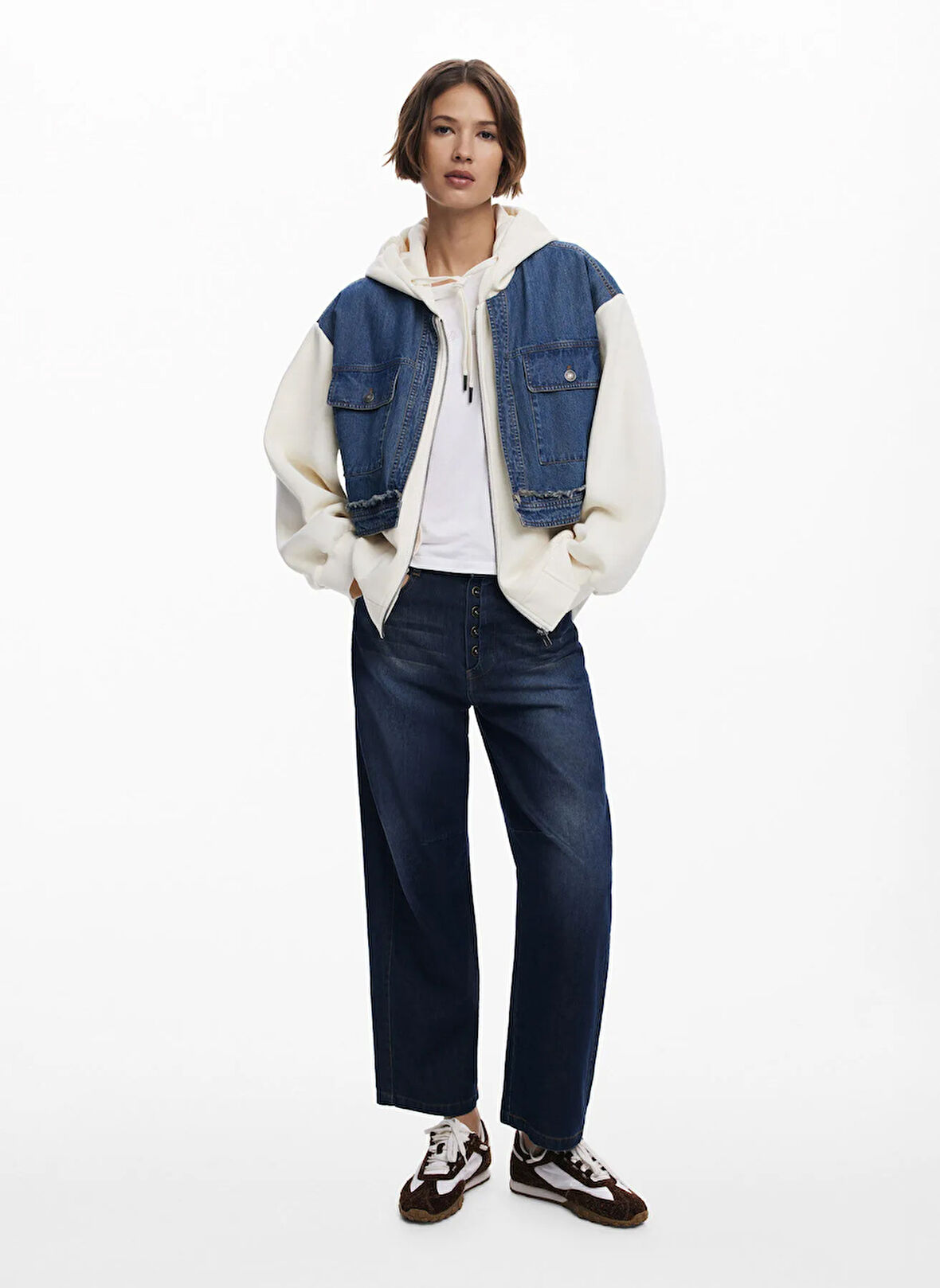 Desigual Düz Beyaz - Mavi Kadın Sweatshırt 25WWSK06