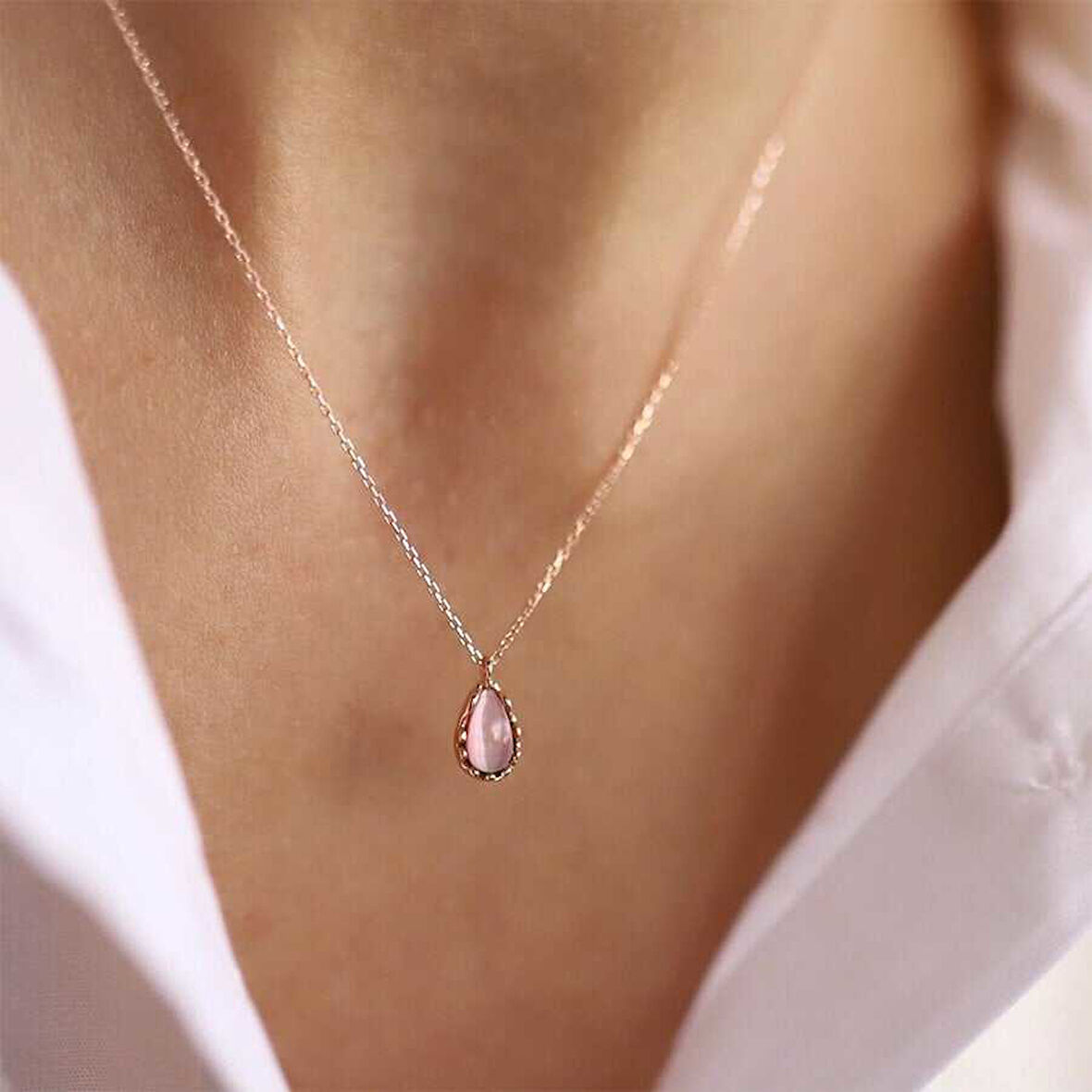 Toz Pembe Drop  Kolye