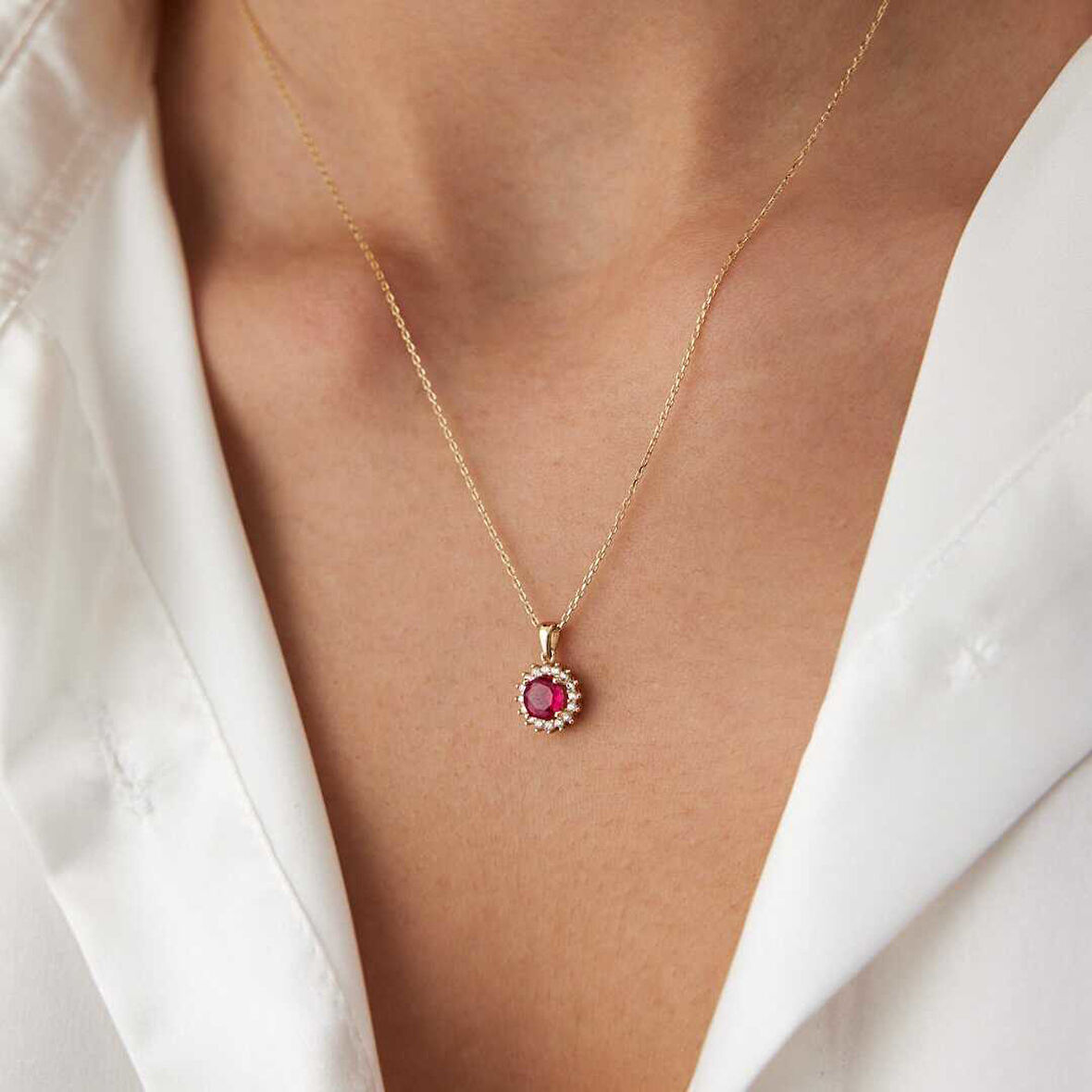 Ella Renkli Taşlı Kolye