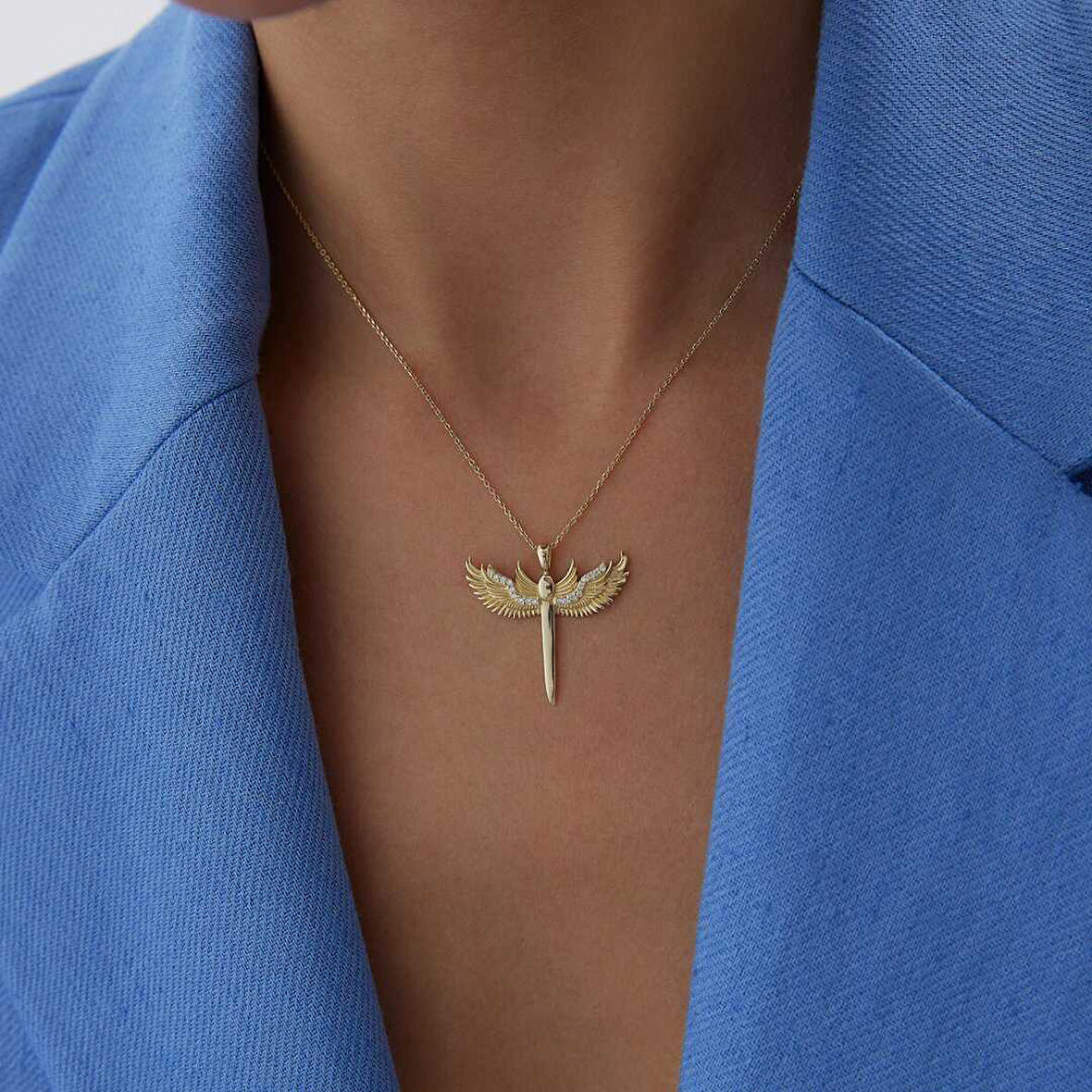 Sıra Taslı Mikail Kılıcı Kolye