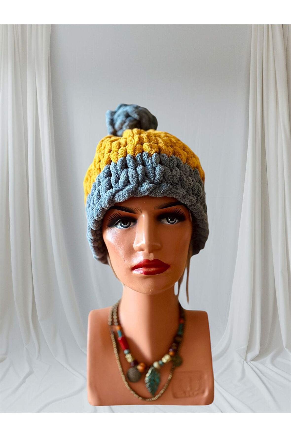 El yapımı puffy ponponlu örgü bere, polar bere Hardal / Standart