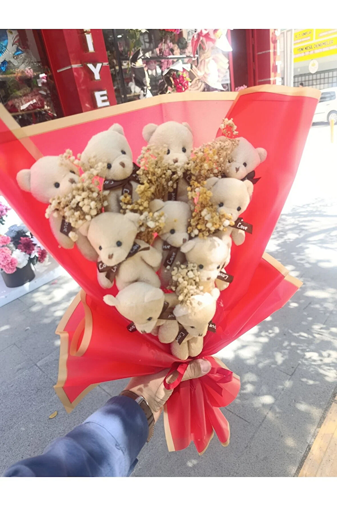 Sevgiliye - Arkadasa - Ese Yilbasi Hediyesi Yılbaşı Temalı Ayıcık Buketi