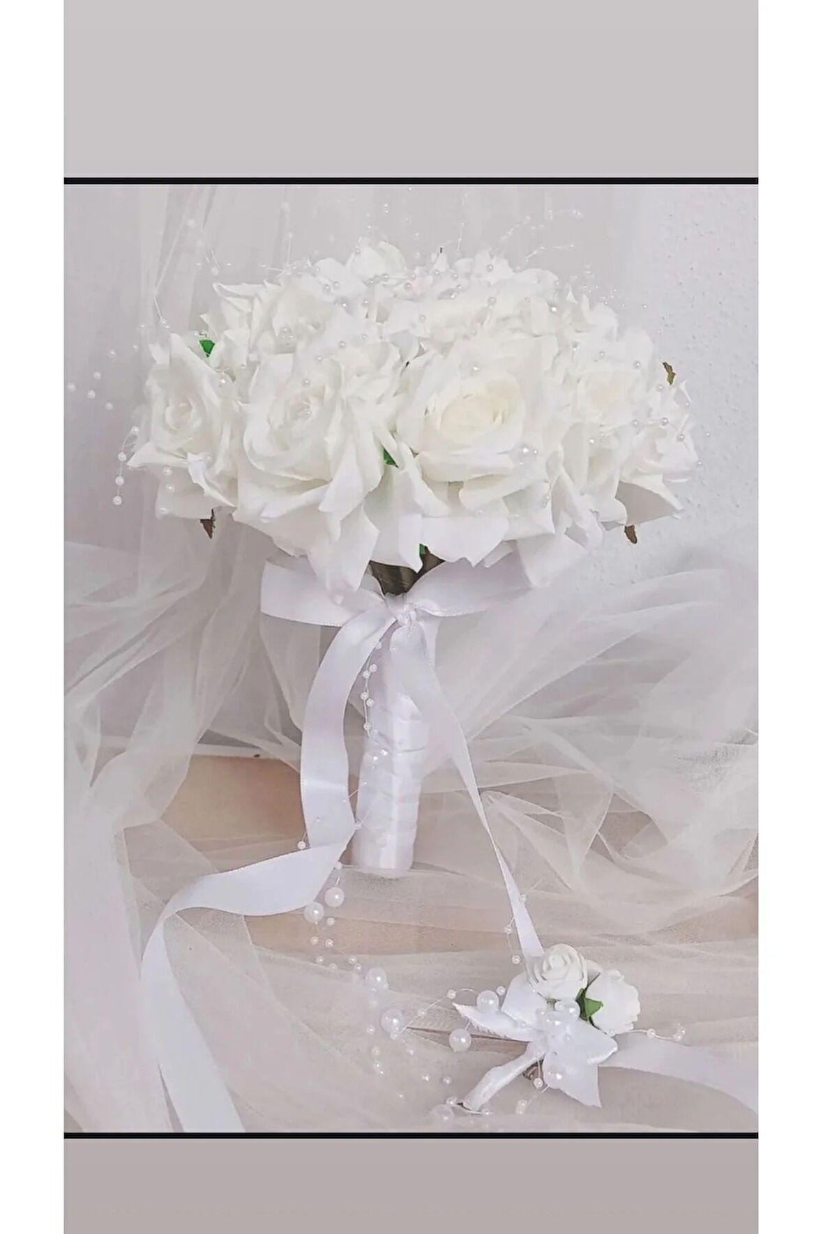 İncili Gül gelin çiçeği ,gelin buketi yaka ciceği