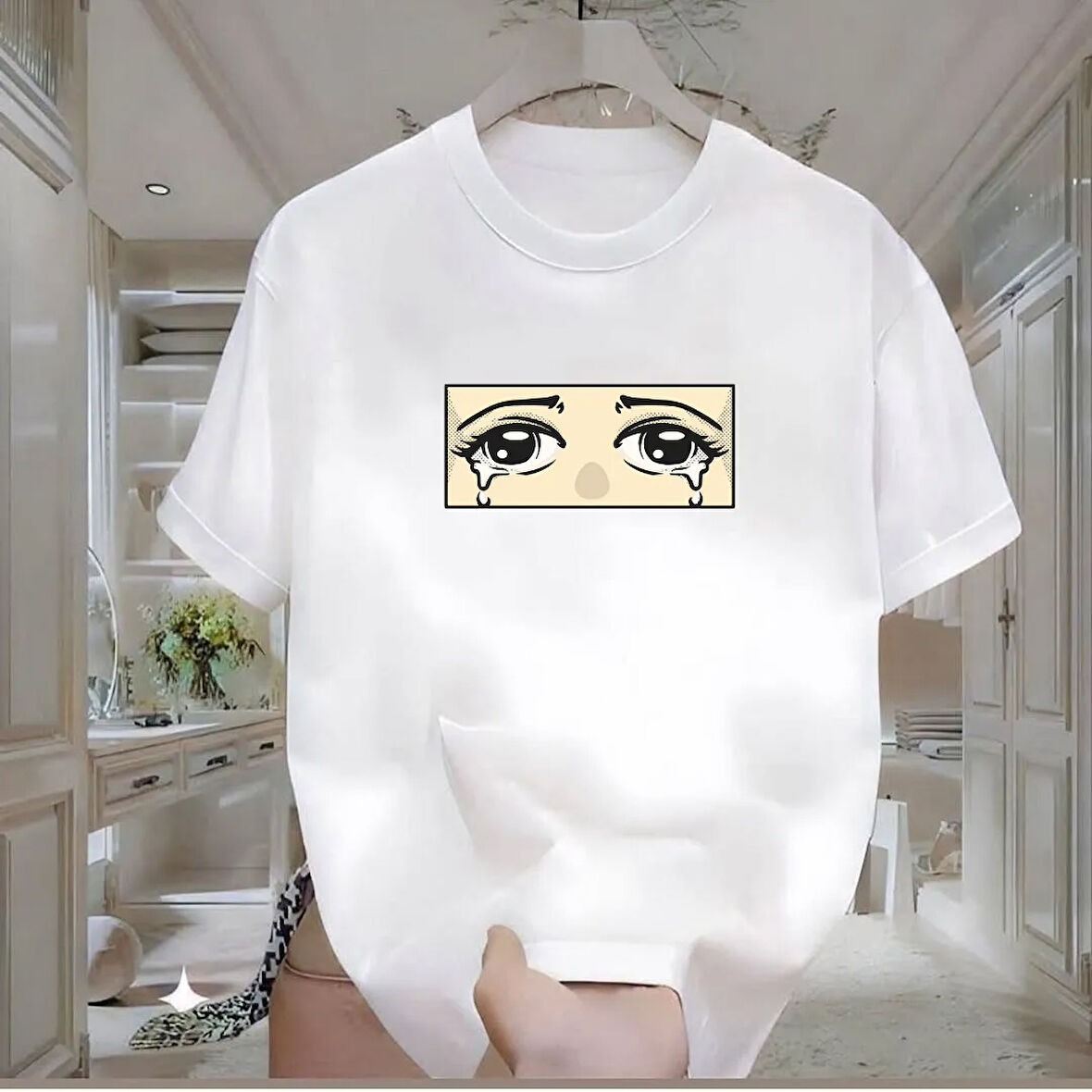 Ağlayan Göz Baskılı Beyaz Oversize Erkek Tshirt