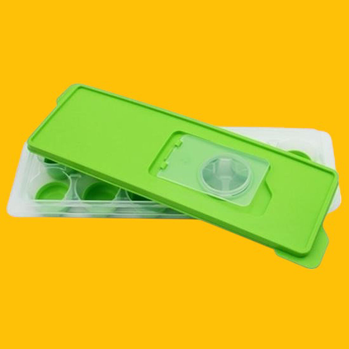 PratikAI 12'li Kapaklı Yapışmaz Silikon Tabanlı Plastik Küp Buz Kalıbı - Pratik & Hijyenik Kullanım