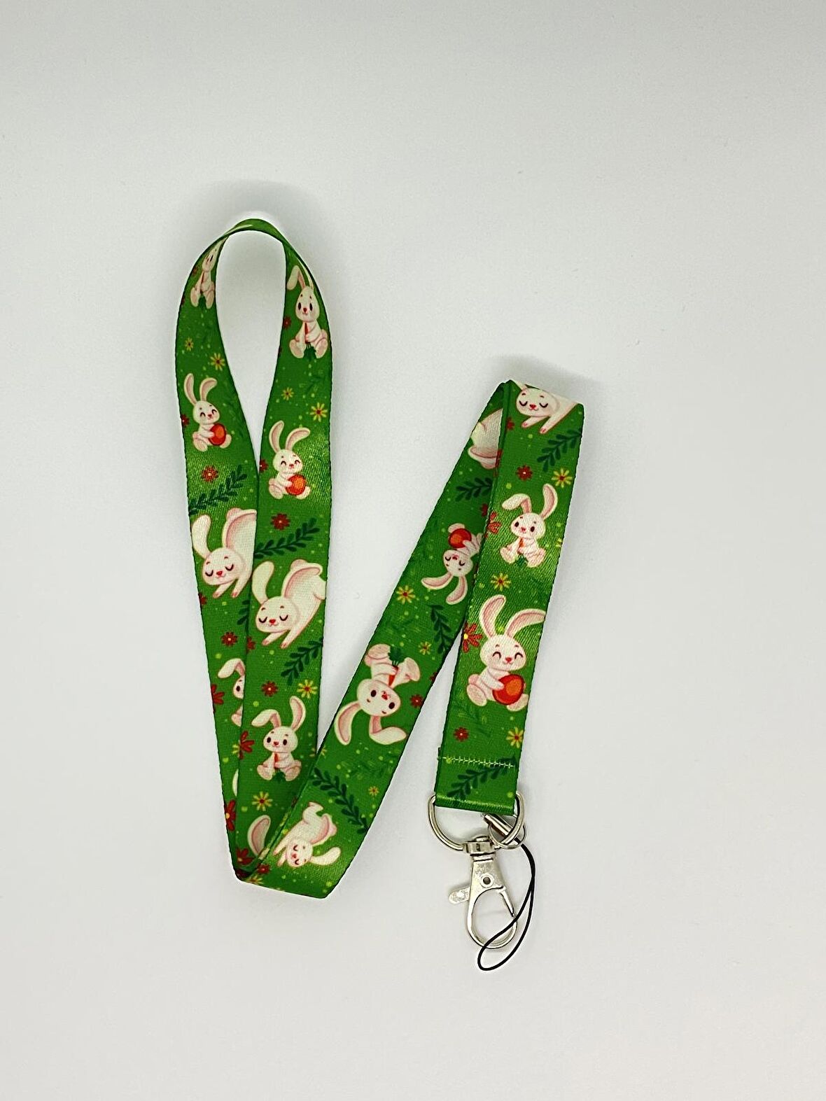 Sevimli Tavşan Temalı Boyun İpi 