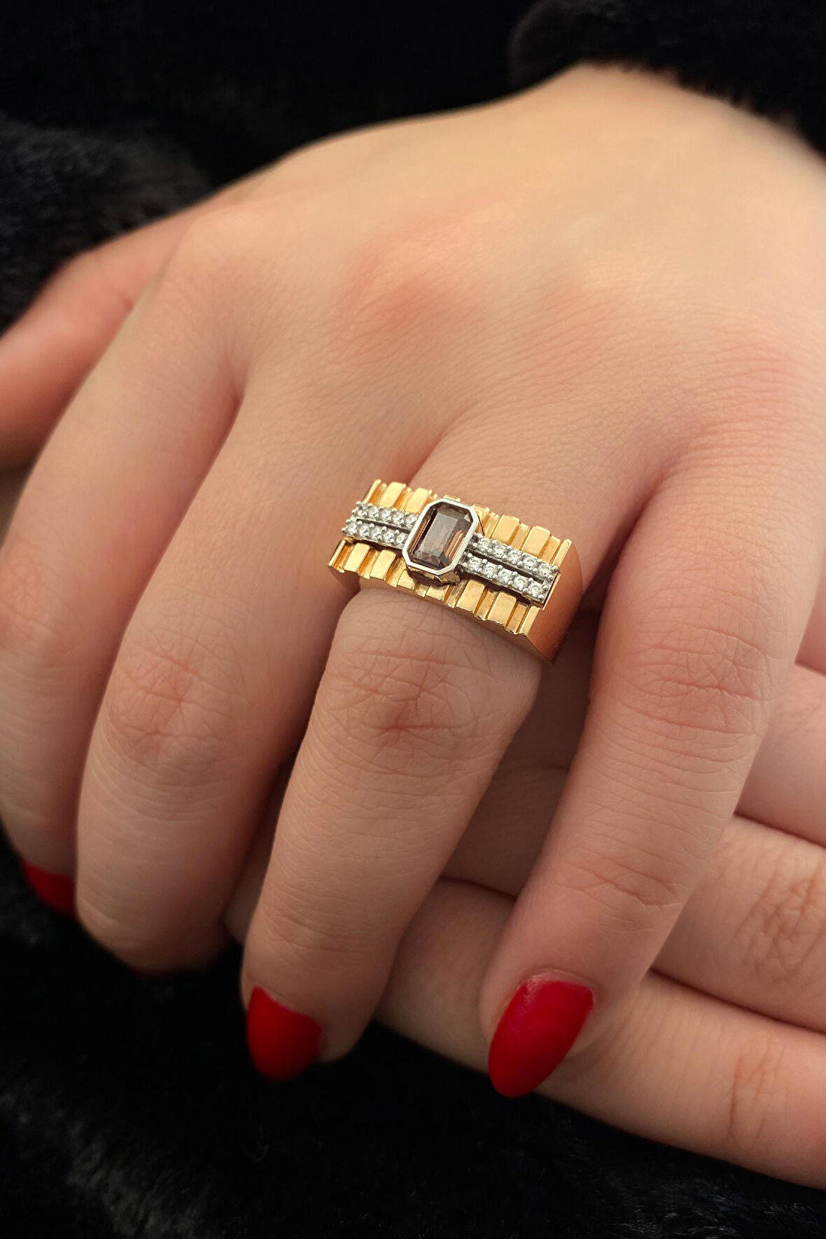 14 Ayar Altın Smoky Topaz Baget Taşlı Yüzük