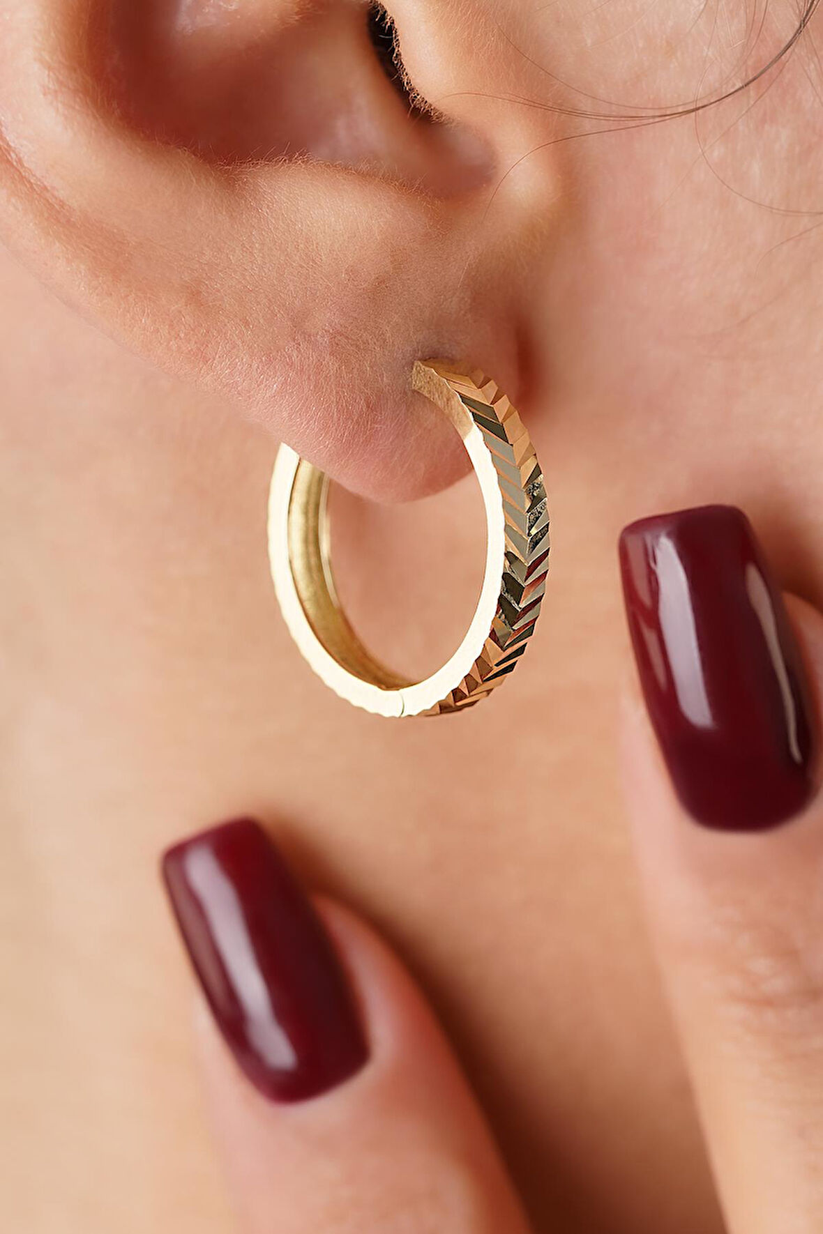 14 Ayar Altın Orta Başak Küpe