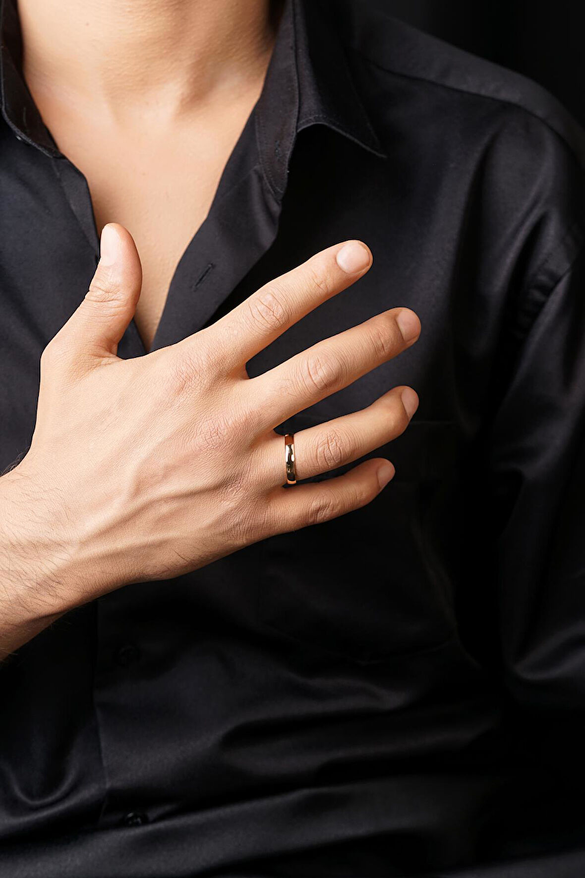 14 Ayar Altın İnce Bombeli Erkek Yüzük