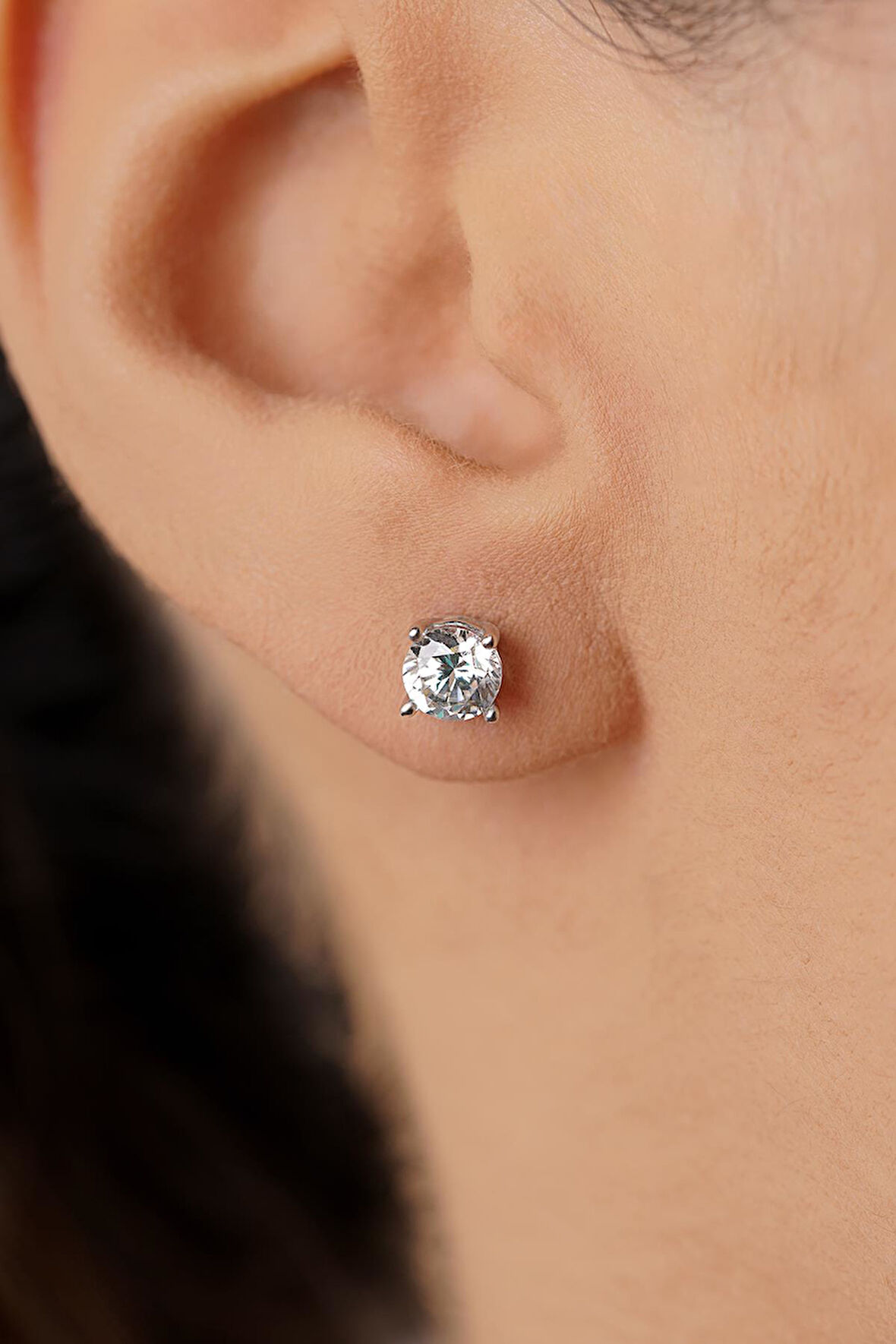 14 Ayar Altın Tektaş Küpe