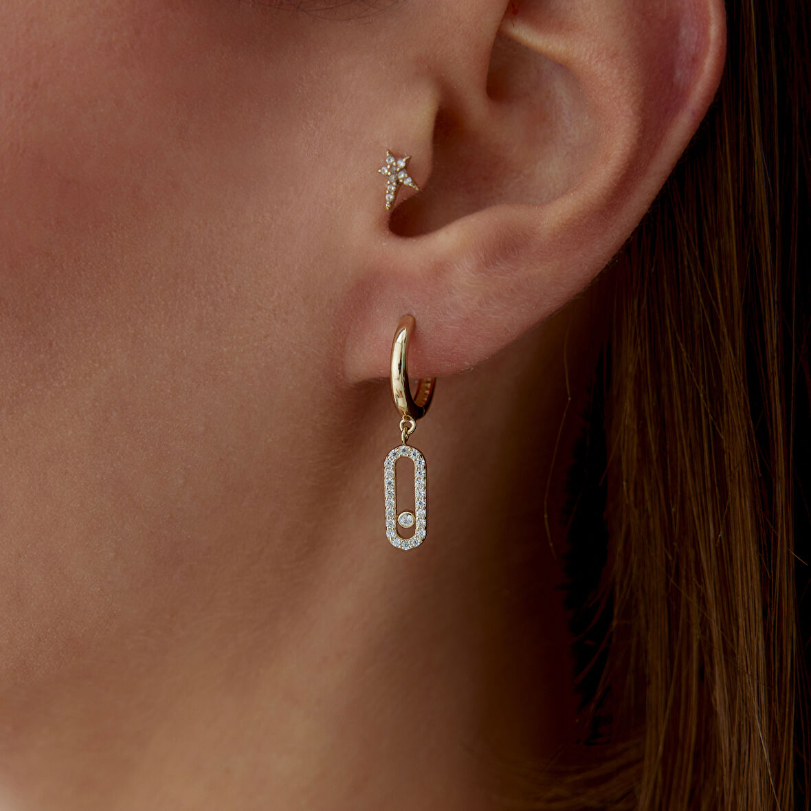 Swing Glow Sallantılı Küpe