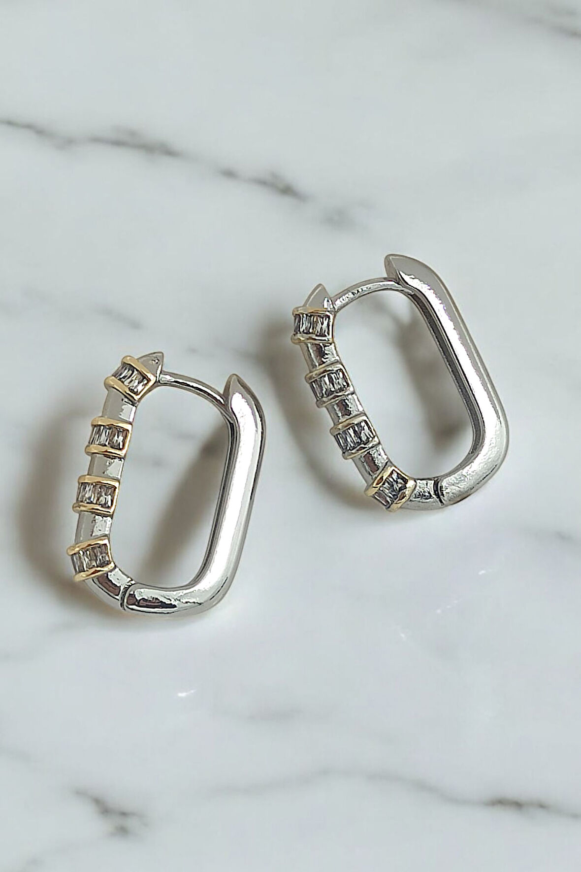 Premium Taşlı Oval Halka Küpe Spiral Küpe 35591
