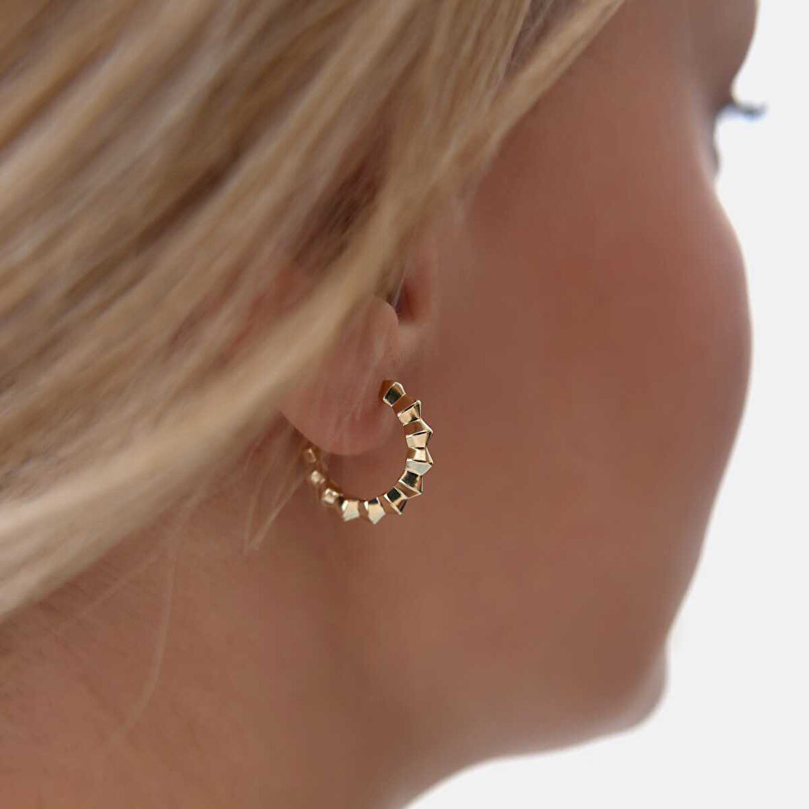 Kirpik Kristal J Küpe