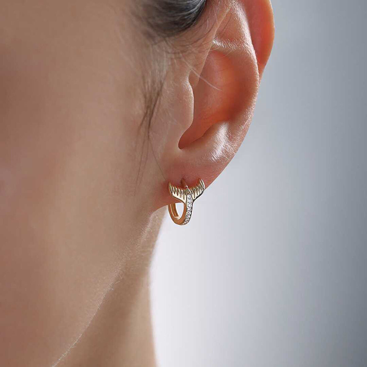 Balina Kuyruk  J Küpe