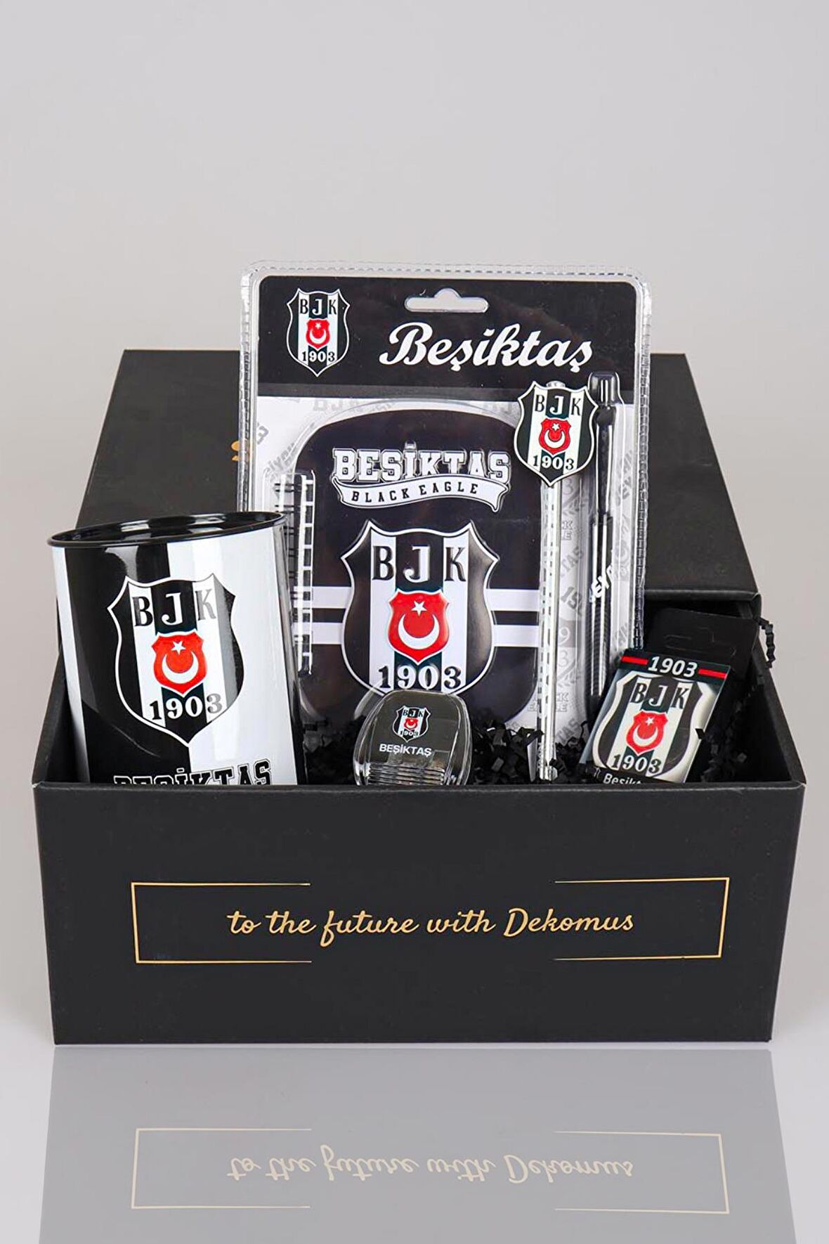 DEKOMUS GIFT BOX ÖZEL KUTULU LİSANSLI BEŞİKTAŞ KIRTASİYE SETİ LİSANSLI *KUMBARA HEDİYELİ*