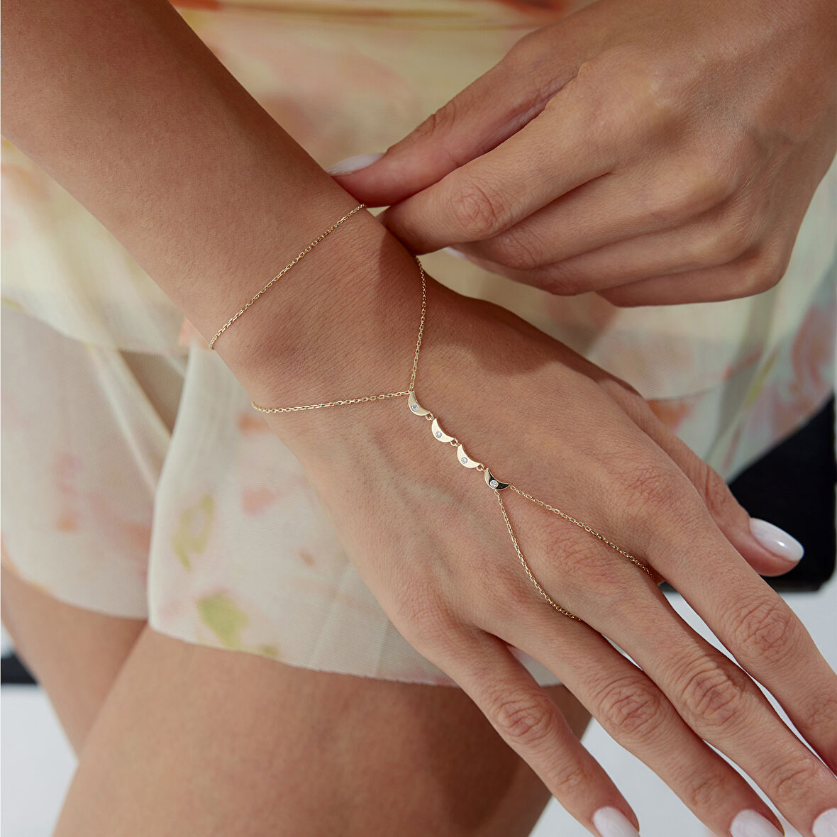 Moon Stone Şahmeran