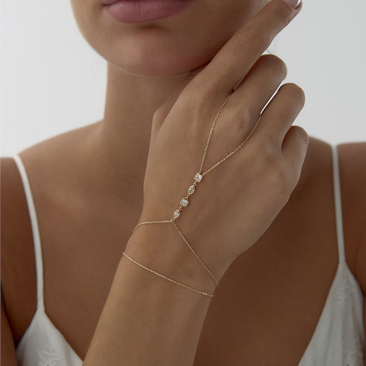 Bright Stone Şahmeran