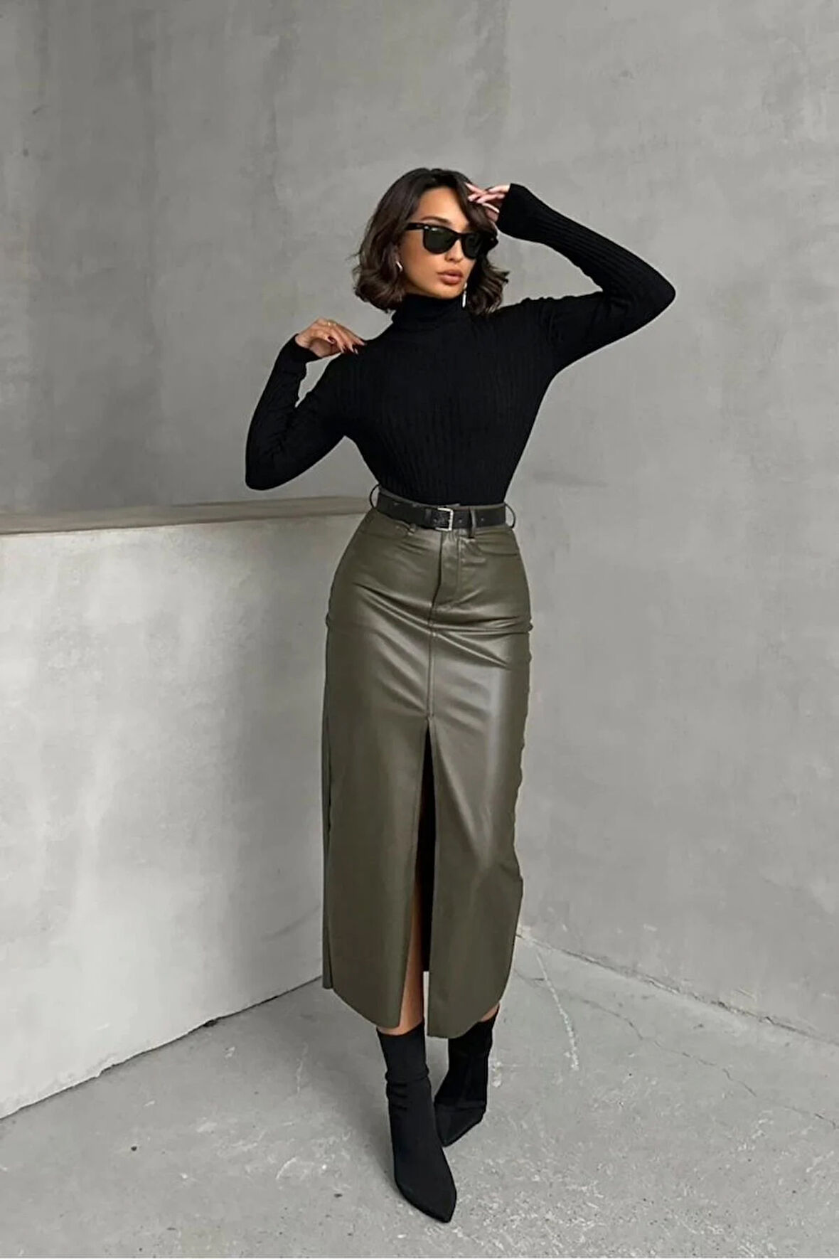 Haki Suni Deri Önden Yırtmaçlı Etek