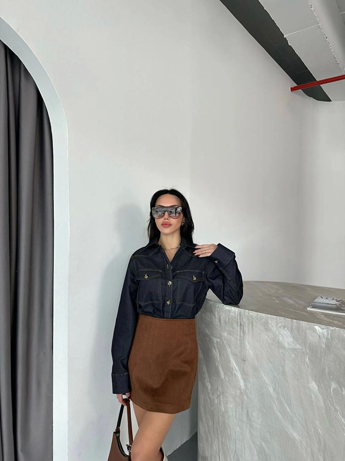 Koyu Lacivert Cepli Denim Kadın Gömlek