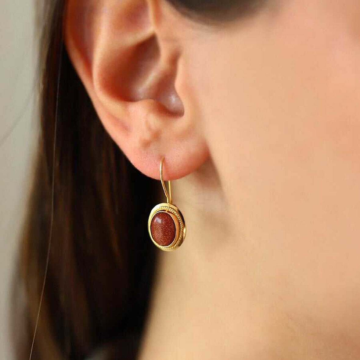 Akik Taşlı Sallantı Küpe