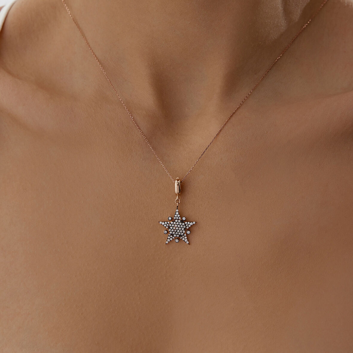 Black Big Star Kolye