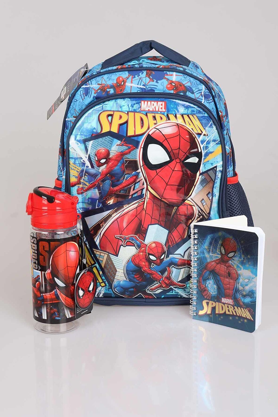 LİSANSLI SPIDERMAN İLK VE ORTAOKUL ÇANTASI , TRITAN MATARA 500 ML "NOT DEFTERİ HEDİYELİ" 