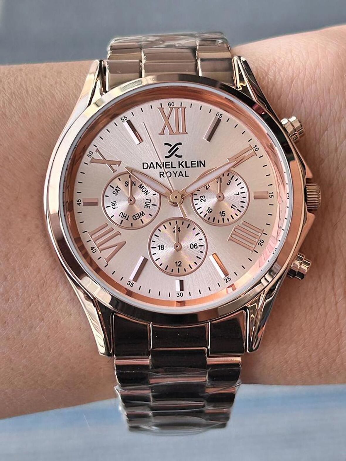 DANİEL KLEİN YENİ MODEL SPOR VE ŞIK KULLANIMA UYGUN KADIN KOL SAATİ