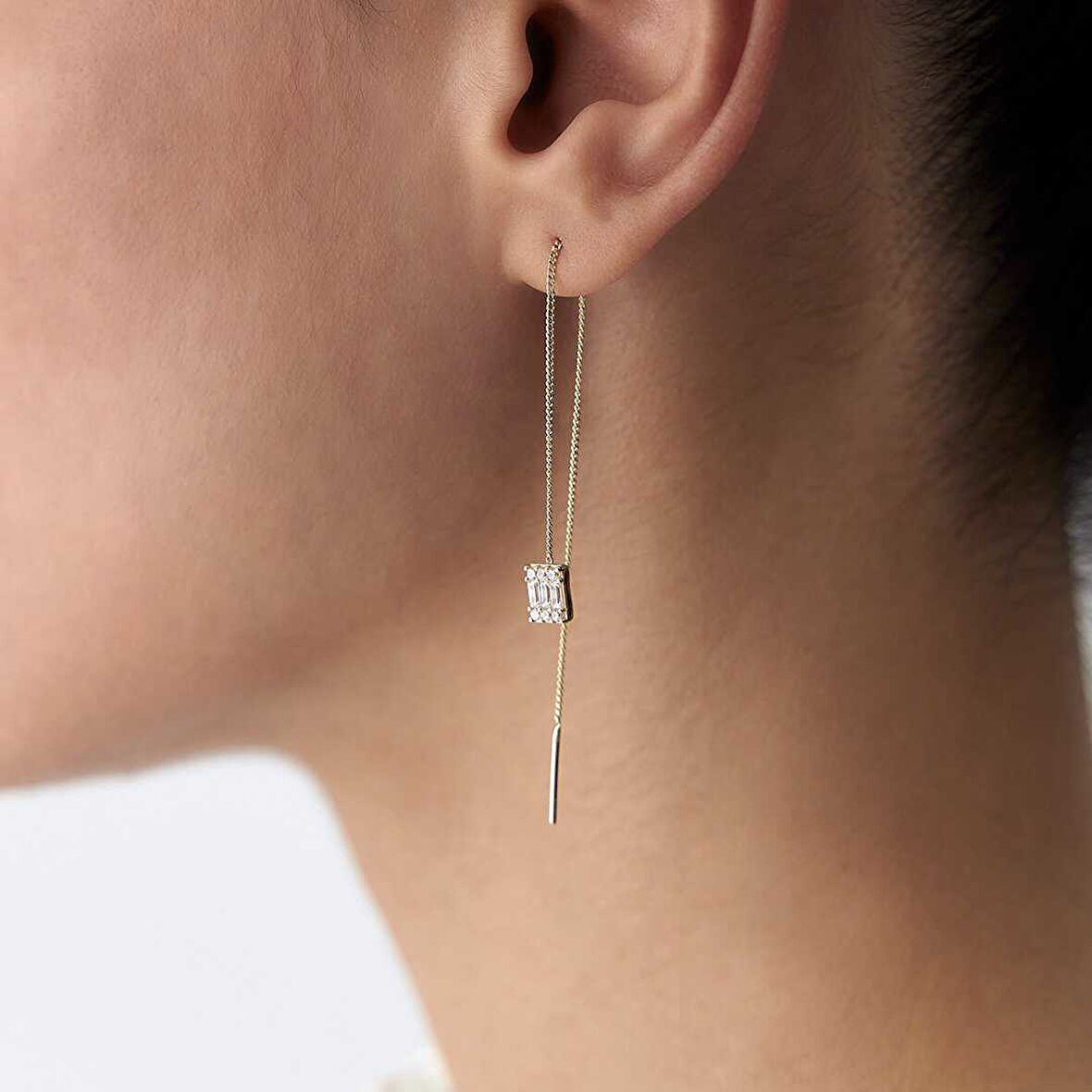 Zincir Sallantılı Baget Küpe