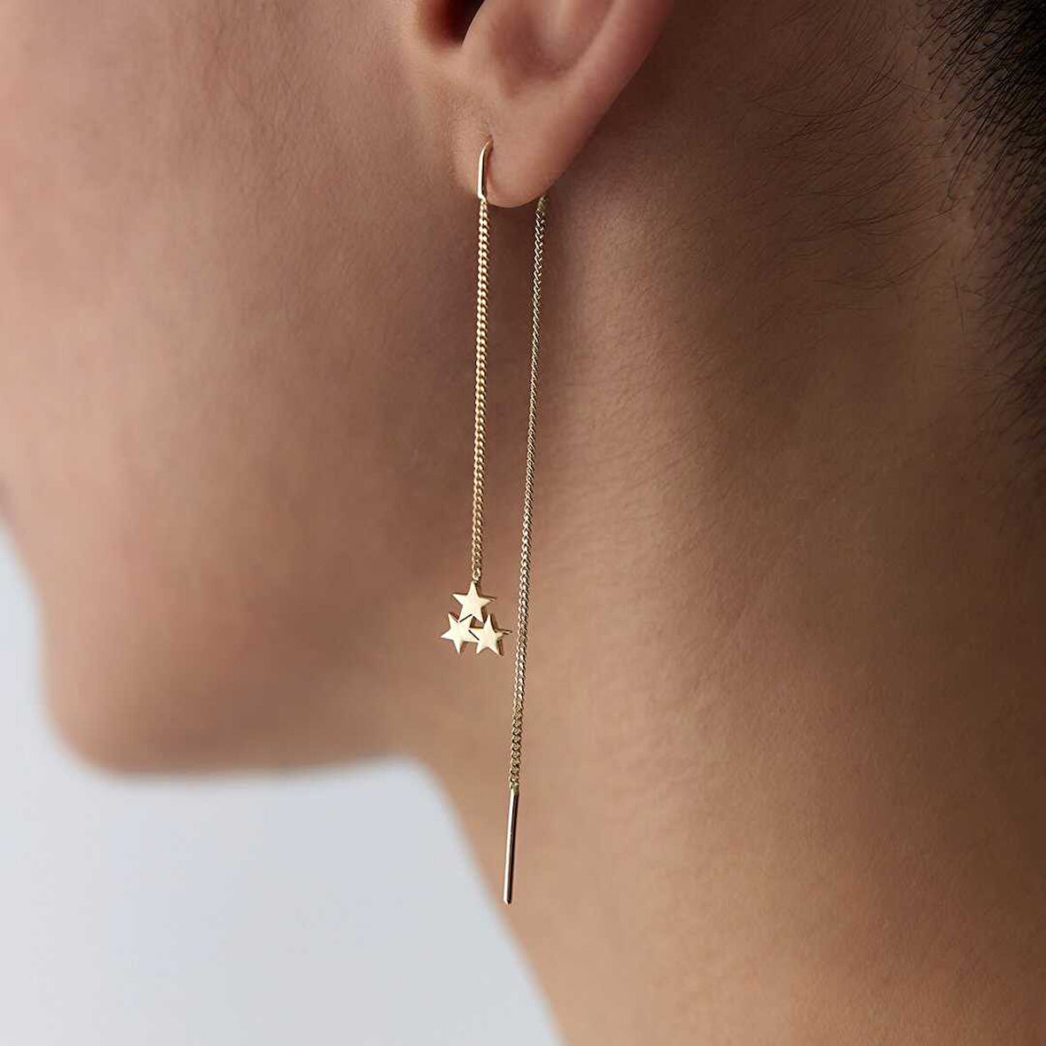 Zincir Sallantılı Üç Yıldız Küpe