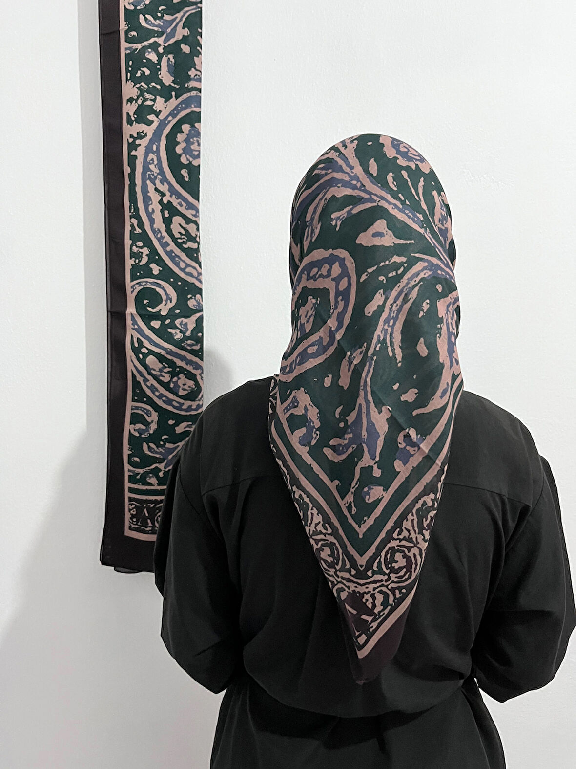 Aminenesil Soft Pamuk Etnik Desen Zümrüt Renk Eşarp